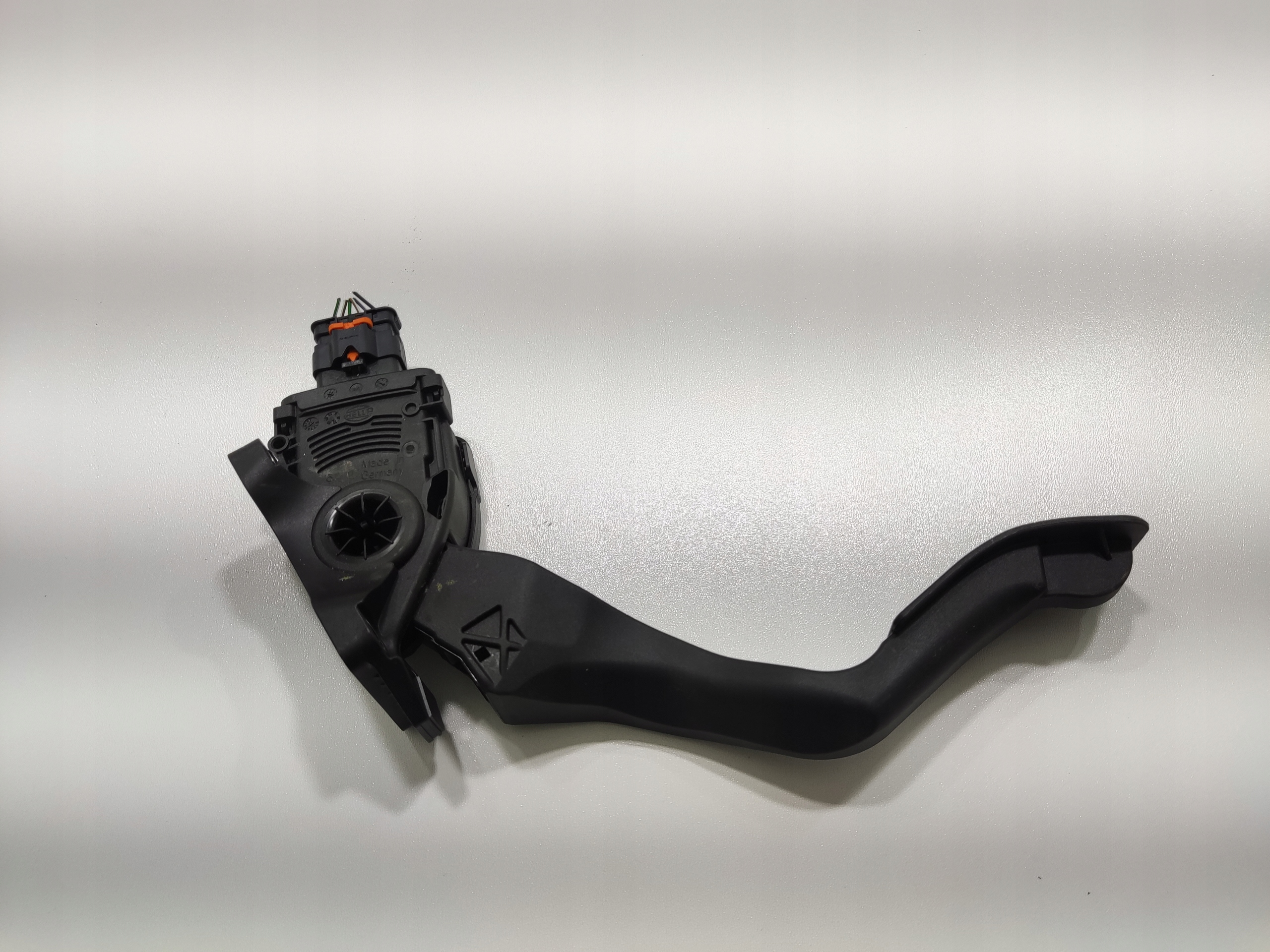 PLYNOVY PEDAL CITROEN C3 III 2020-2024 LIFT 9835904480