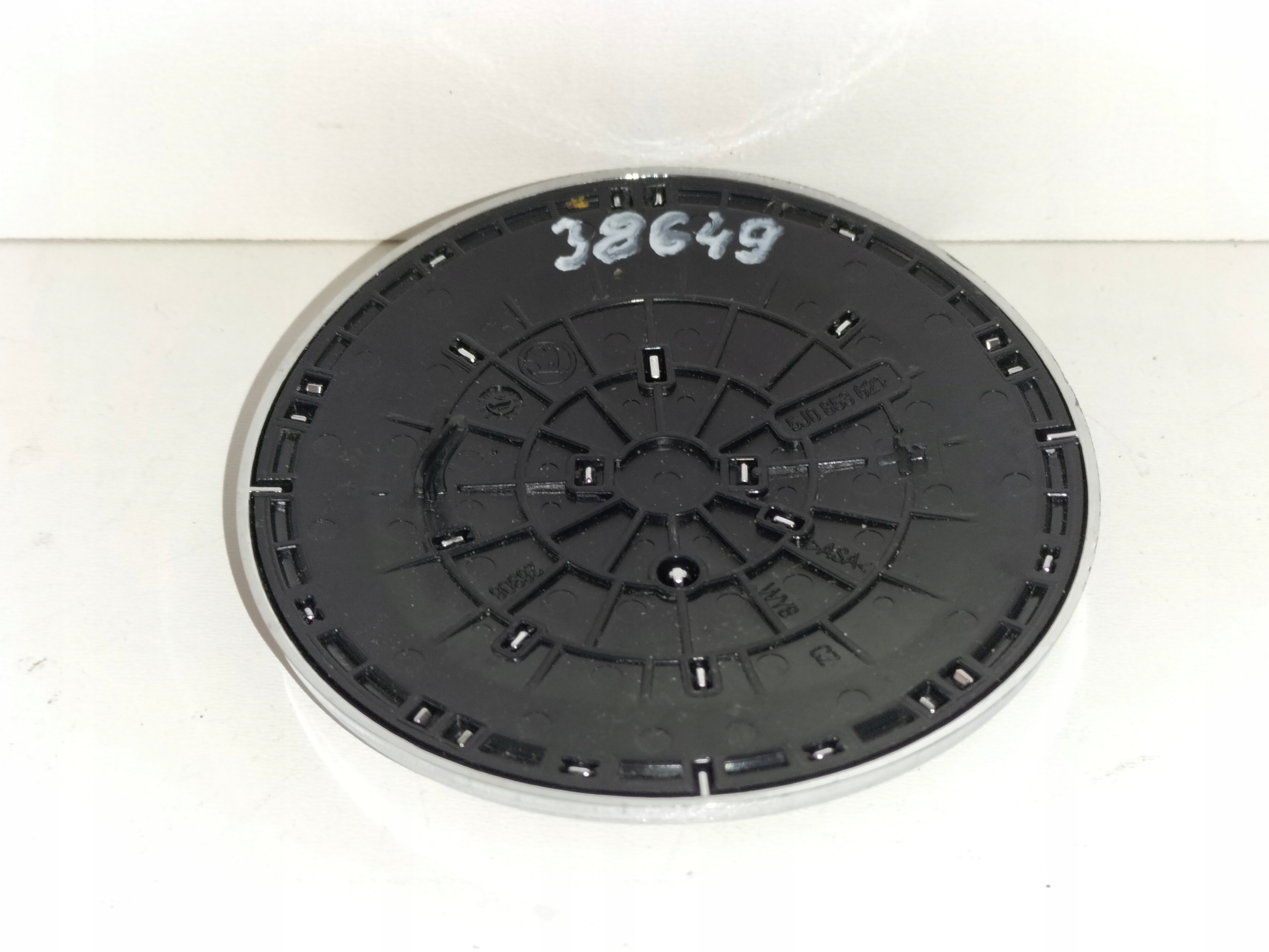 ZNAK EMBLEM logo SKODA FABIA II 07- ROOMSTER 06- RAPID