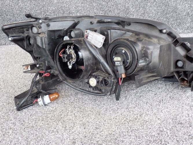 SUBARU IMPREZA 08-12 LAVE PREDNE SVETLO
