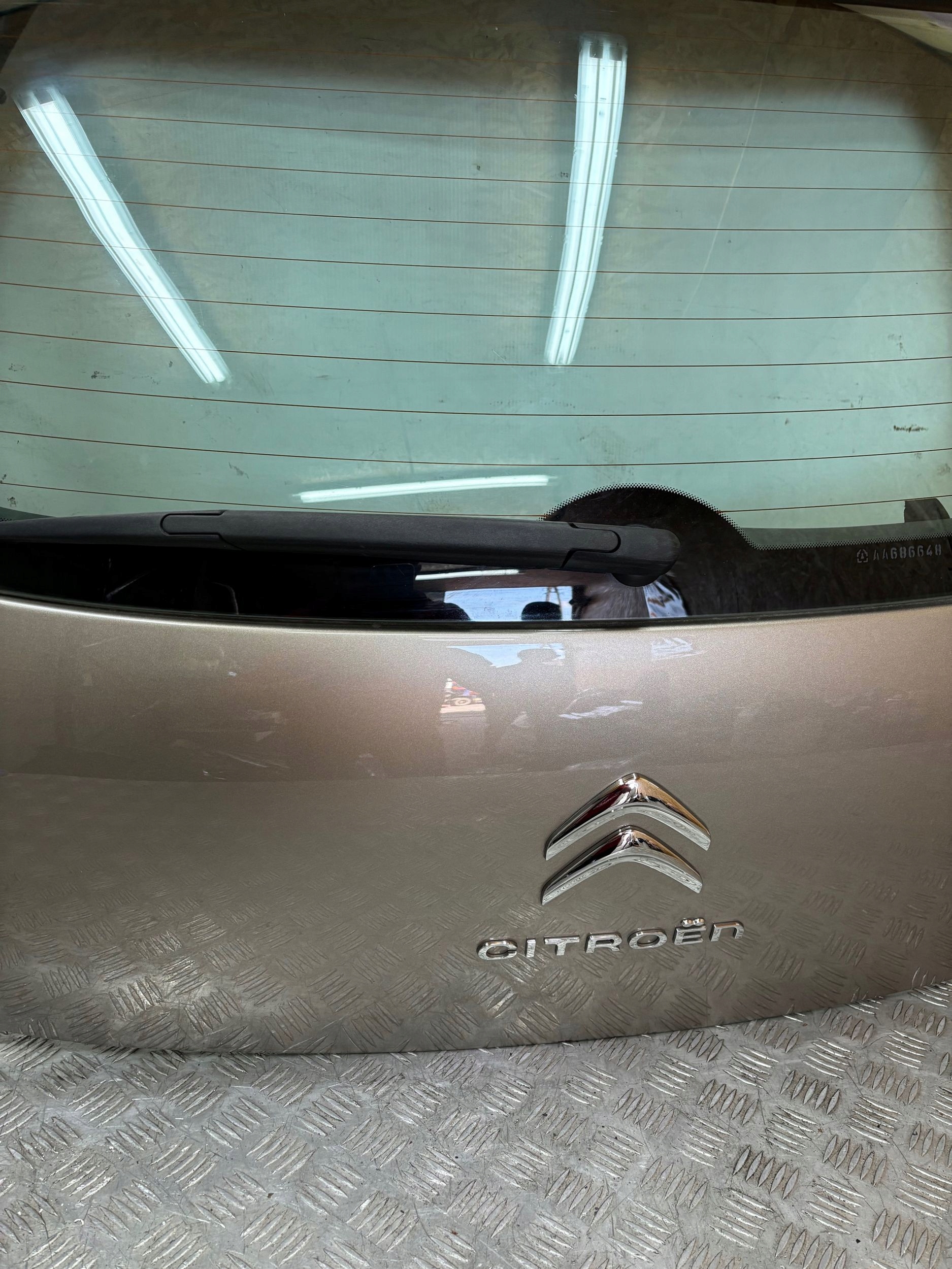 ZADNÁ KAPOTA CITROEN C3 II 09-