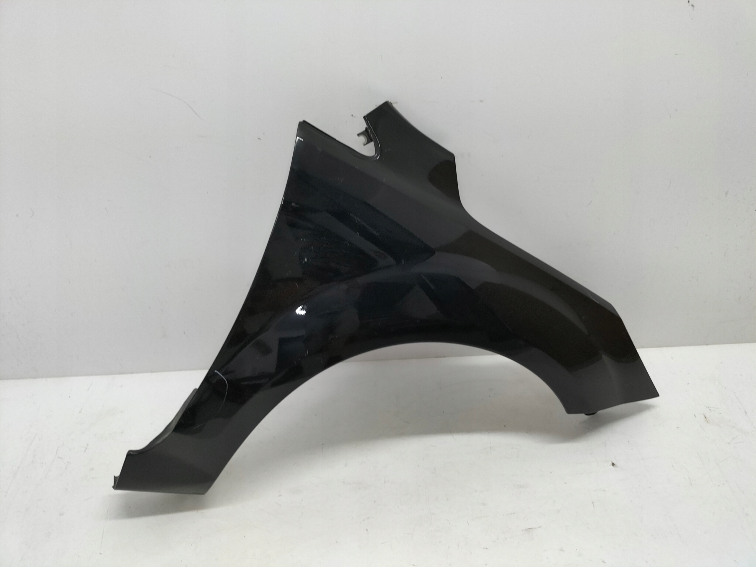 PRAVY PREDNY BLATNIK FORD FOCUS MK2 LIFT 08-10