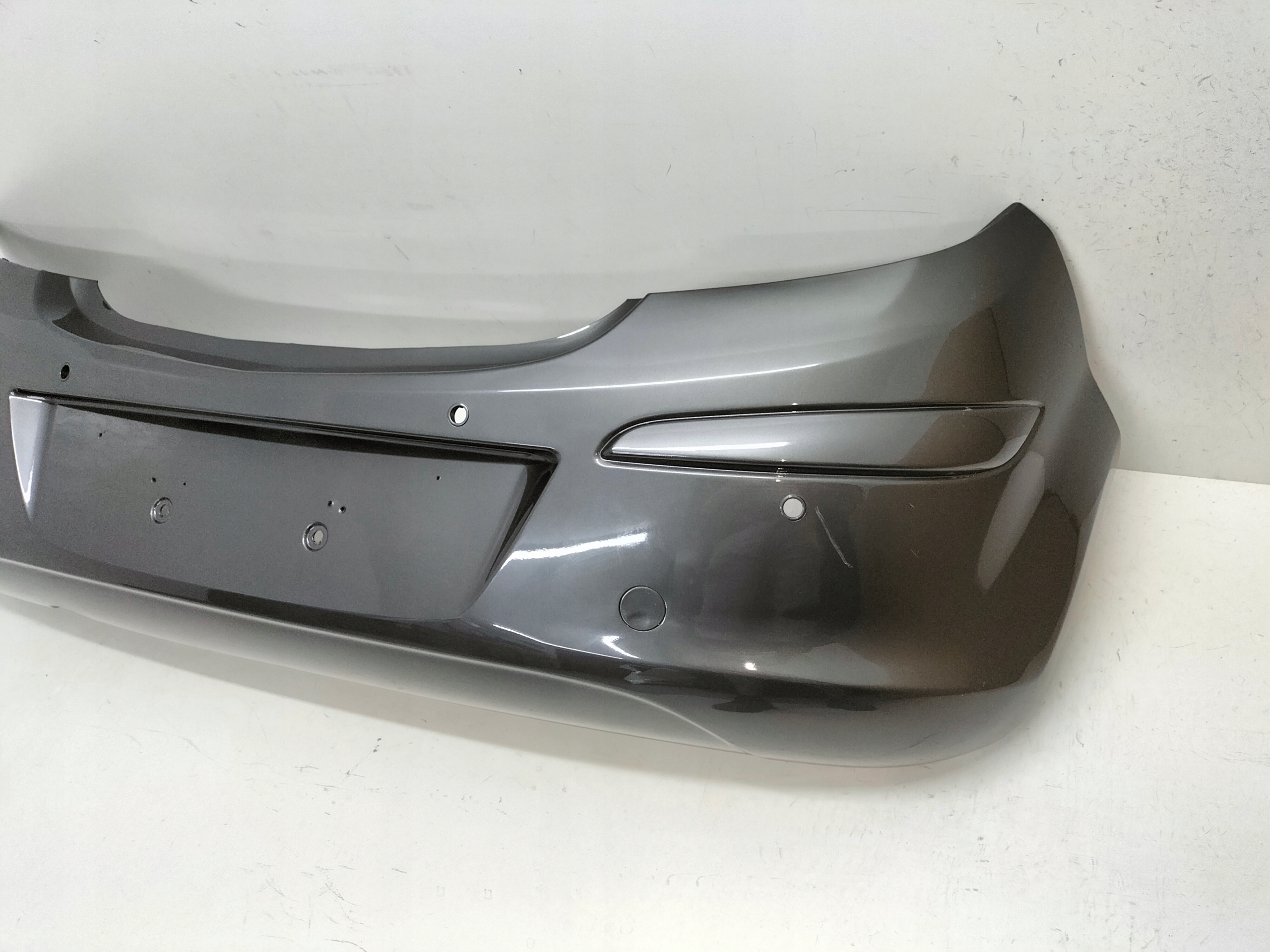 ZADNÝ NÁRAZNÍK OPEL CORSA D 06-14