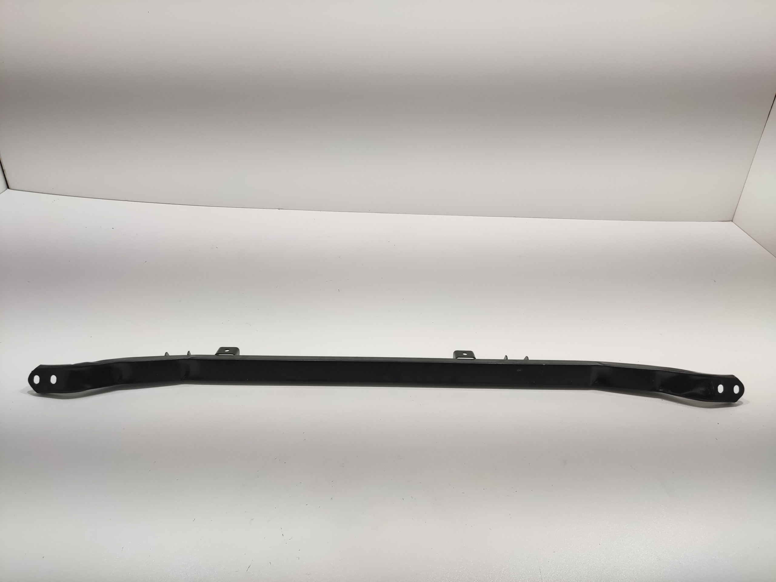 VÝSTUHA DRŽIAK ROZPÓRKA PREDNÝA MG4 MG 4 2022-2025
