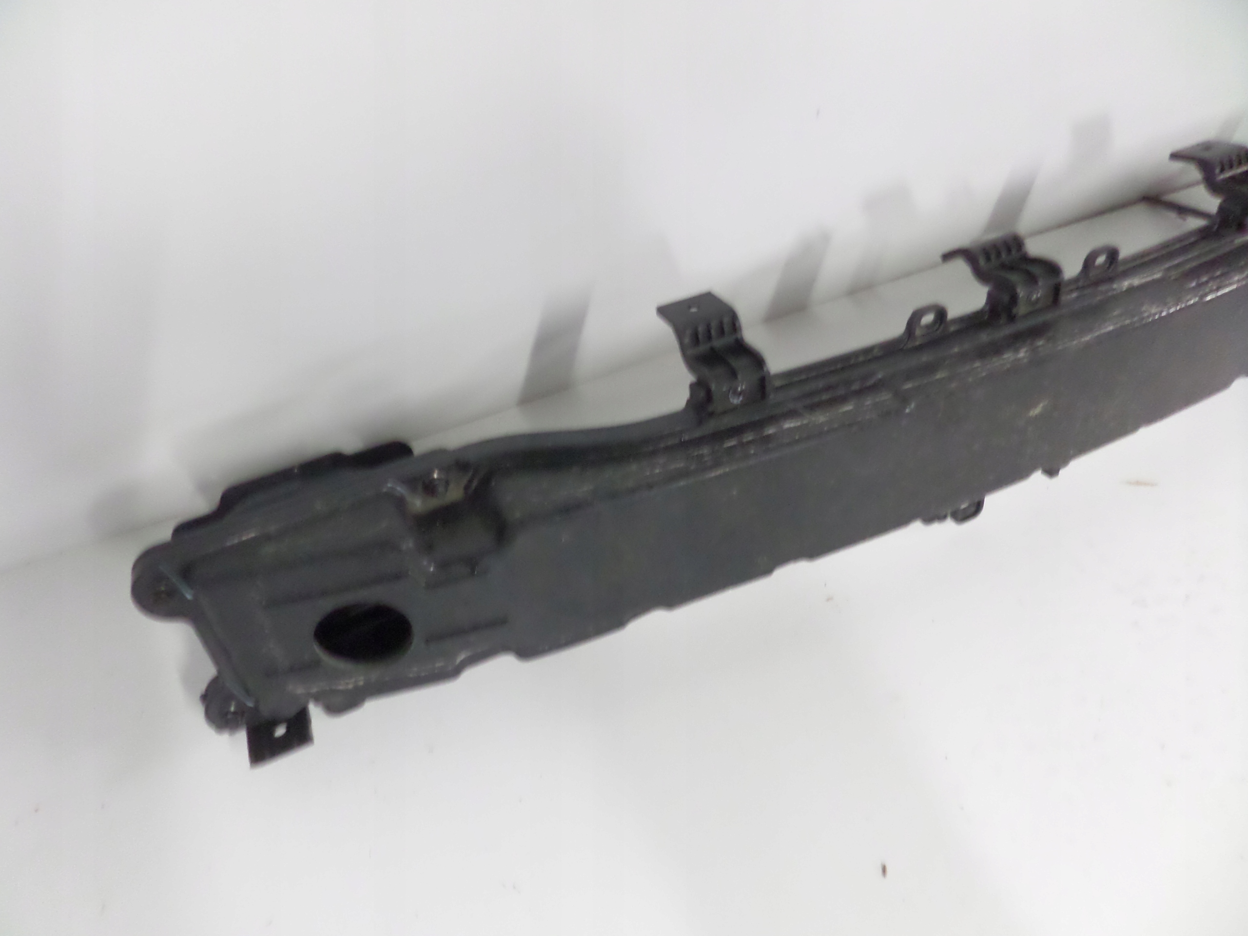 ZADNA VYSTUHA HYUNDAI TUCSON III 15-