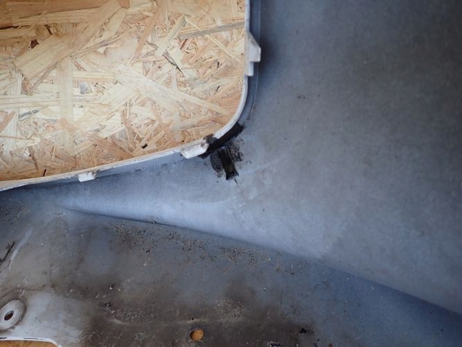 BMW F40 1 M-PAKET PREDNÝ NÁRAZNÍK