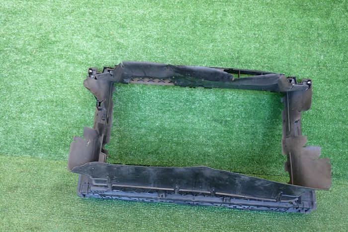 SKODA SUPERB III LIFT 19- PREDNE CELO