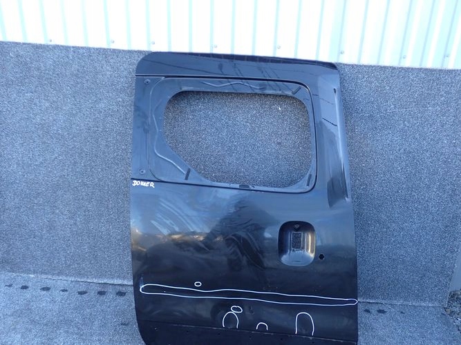 DACIA DOKKER 12- PRAVE POSUVNE DVERE