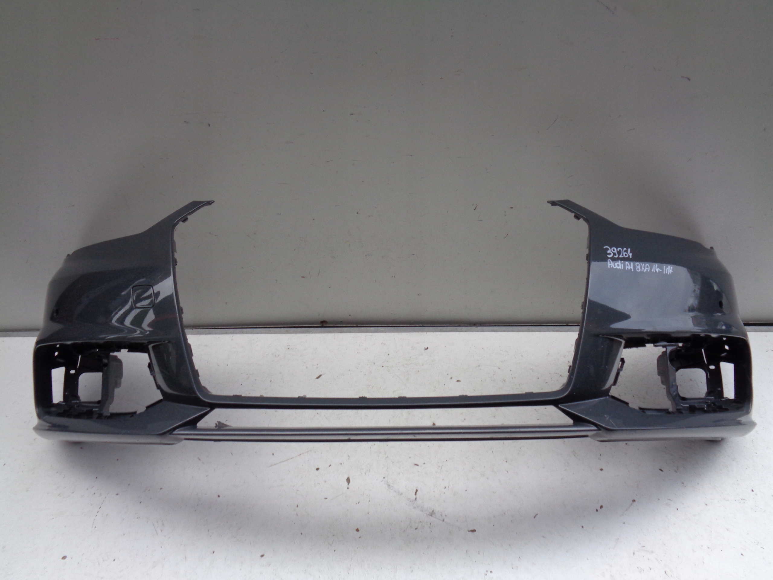 PREDNÝ NÁRAZNÍK AUDI A1 8XA 14- LIFT NR 39264