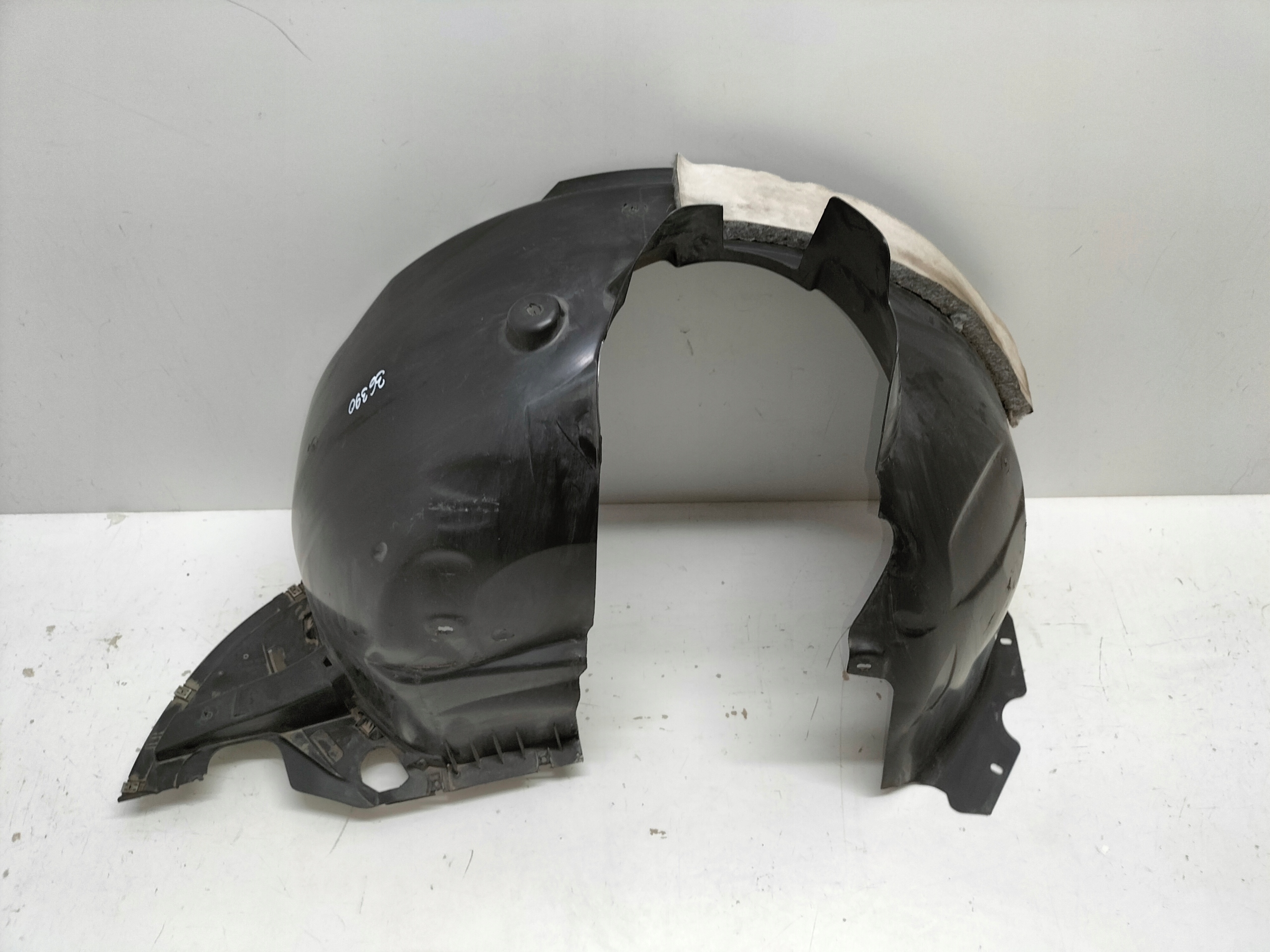PRAVY PREDNY PODBLATNIK AUDI A1 II 18-