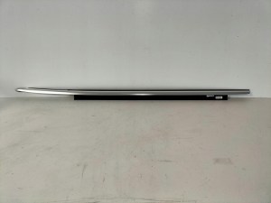 LISTA zgarniająca PREDNÝ LAVY AUDI A5 B8 07-16 SPORTBACK LISTA zgarniająca PREDNÝ LAVY AUDI A5 B8 07-16 SPORTBACK