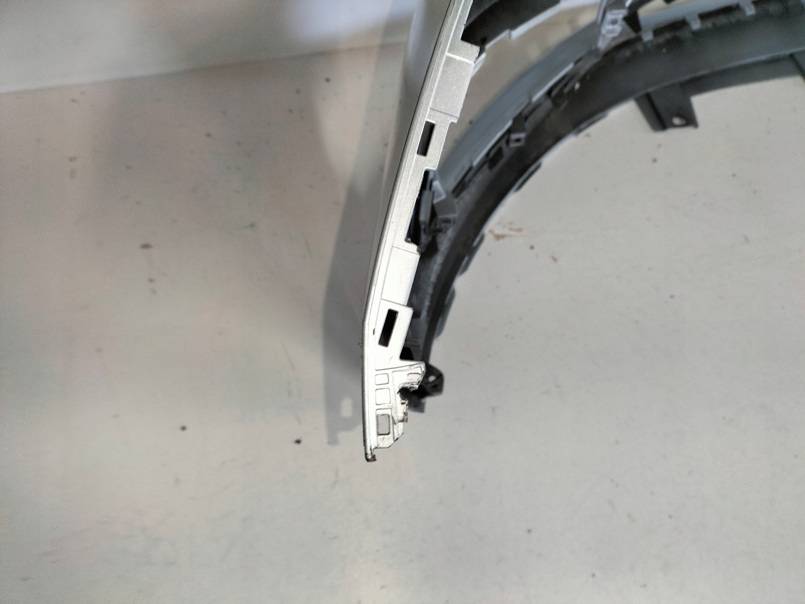 PREDNÝ NÁRAZNÍK OPEL ASTRA V K 15-19