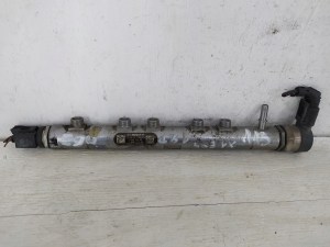 BMW E84 X1 2.0D VSTREKOVACIA RAMPA 0445214182 BMW E84 X1 2.0D VSTREKOVACIA RAMPA 0445214182