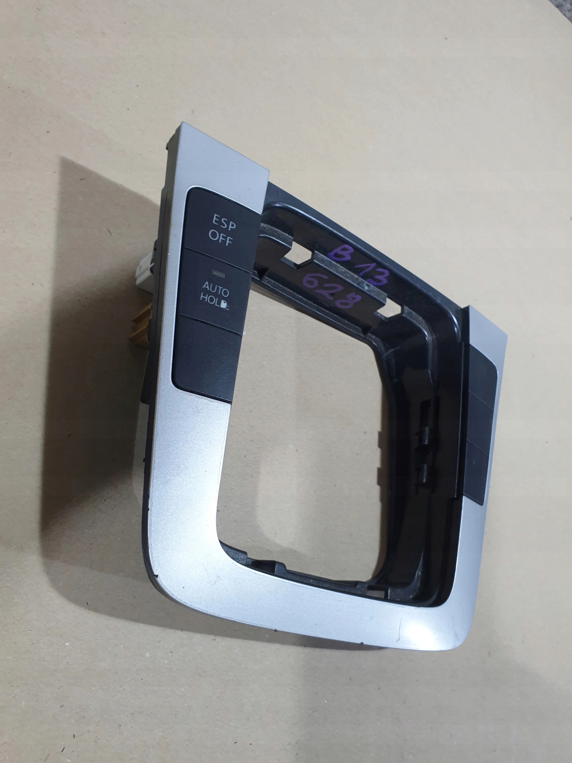 VW PASSAT B7 RAMIK RYCHLOSTI 3C0864263G