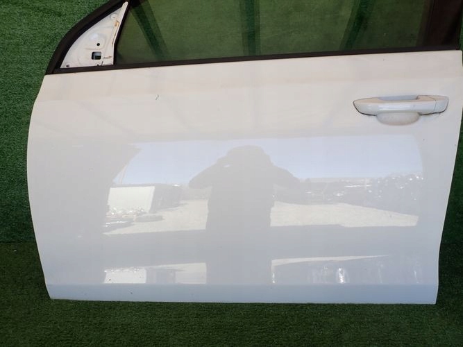 VW GOLF VI 5d LAVE PREDNE DVERE
