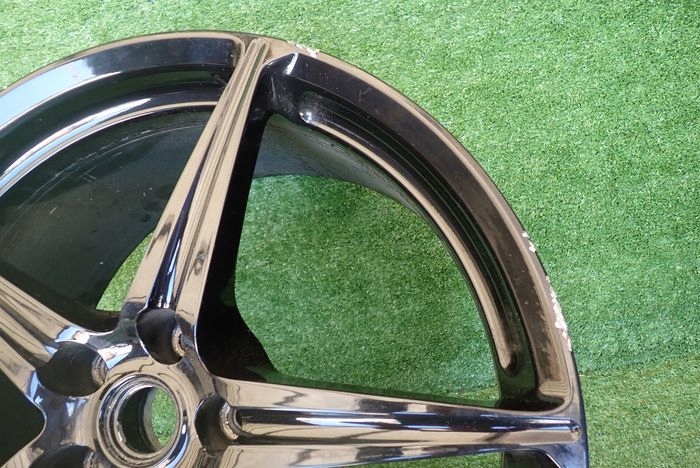 FERRARI ITALIA 458 10,5Jx20 ET58,5 5×114,3 HLINIKOVY DISK ELEKTRON