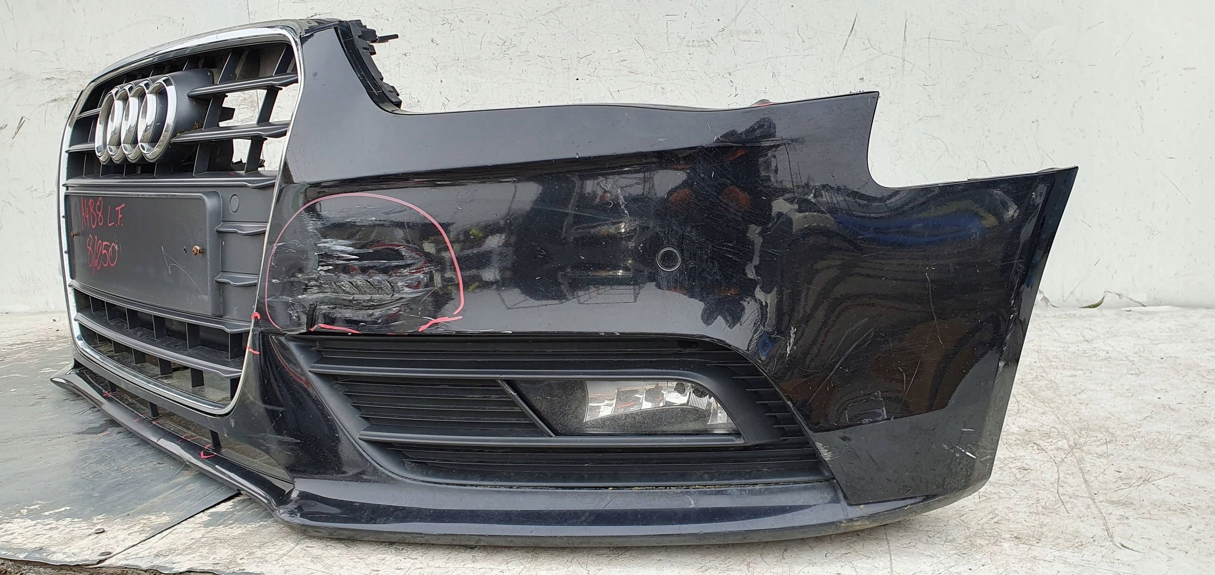 AUDI A4 B8 8K LIFT PDC PREDNÝ NÁRAZNÍK