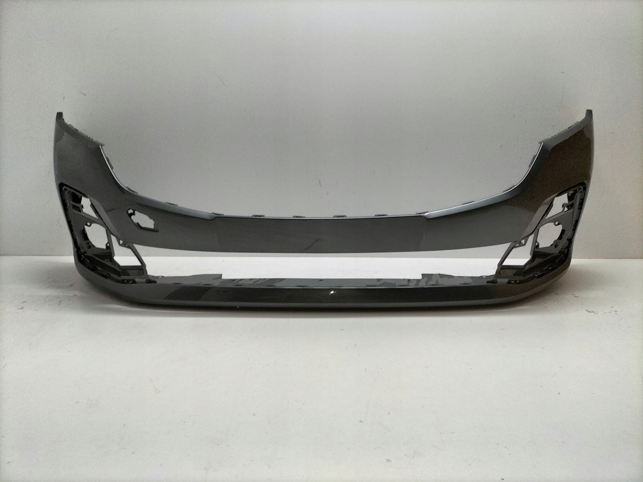 PREDNÝ NÁRAZNÍK FORD TRANSIT CONNECT III MK3 22-