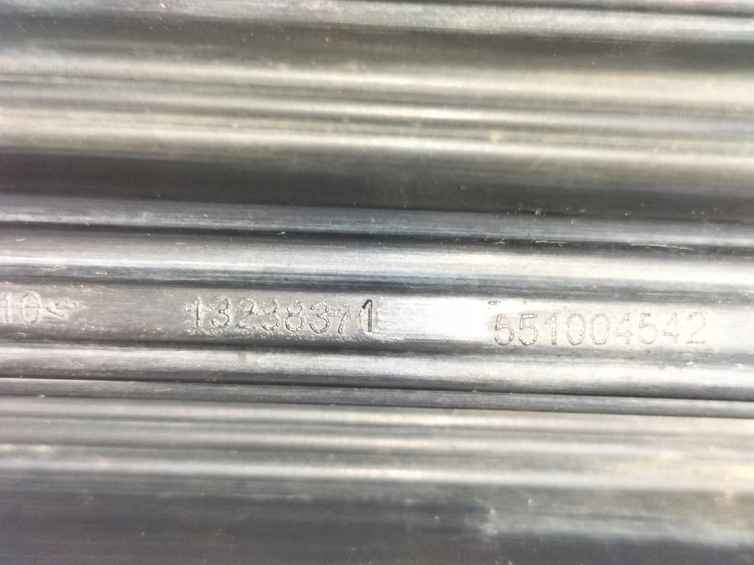KRYTKA MRIEZKA PREDNEHO NARAZNIKA PRAVA OPEL INSIGNIA A 08-13