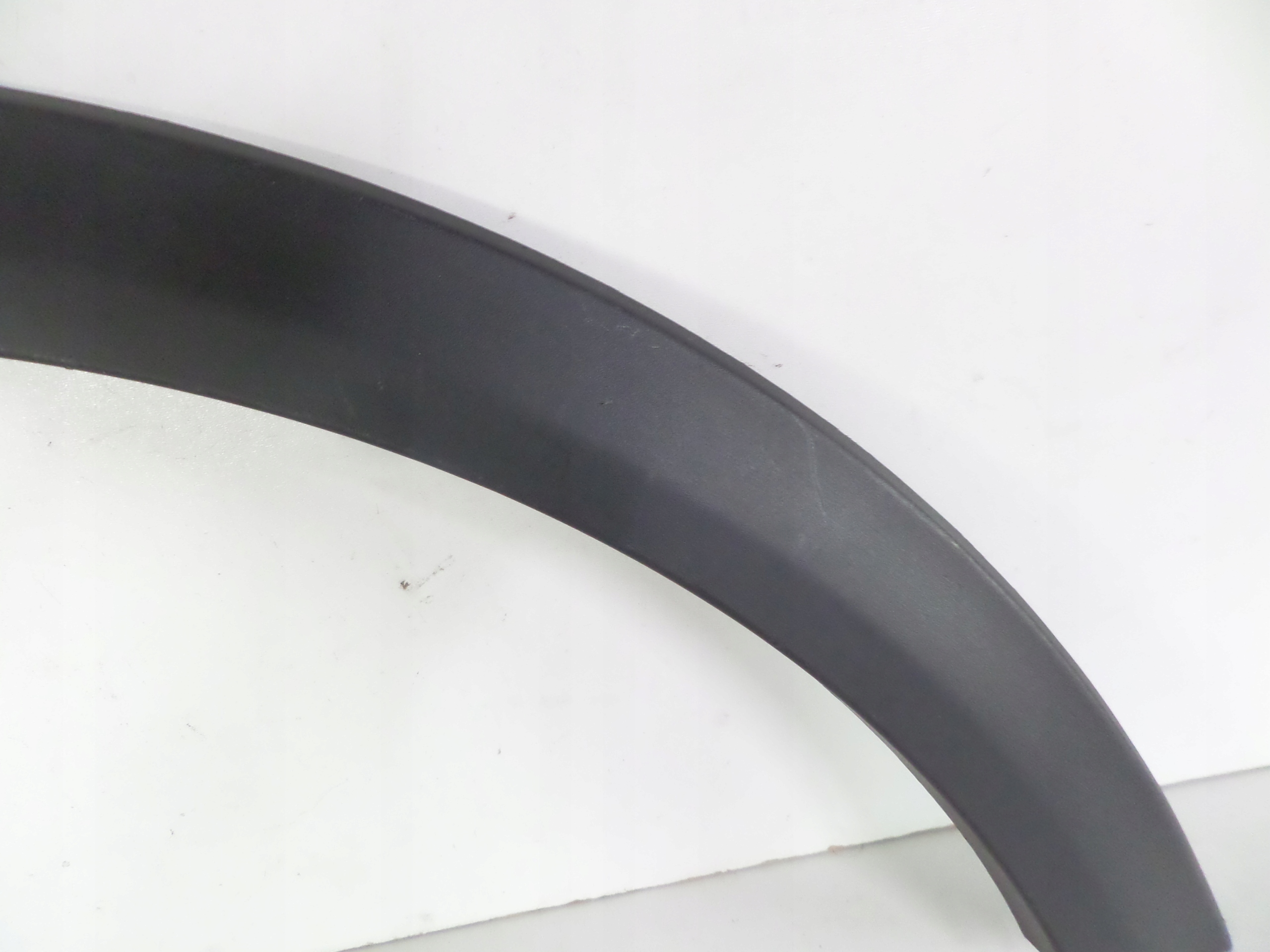 LISTA PRAVEHO PREDNEHO BLATNIKA KIA X-CEED XCEED 19-