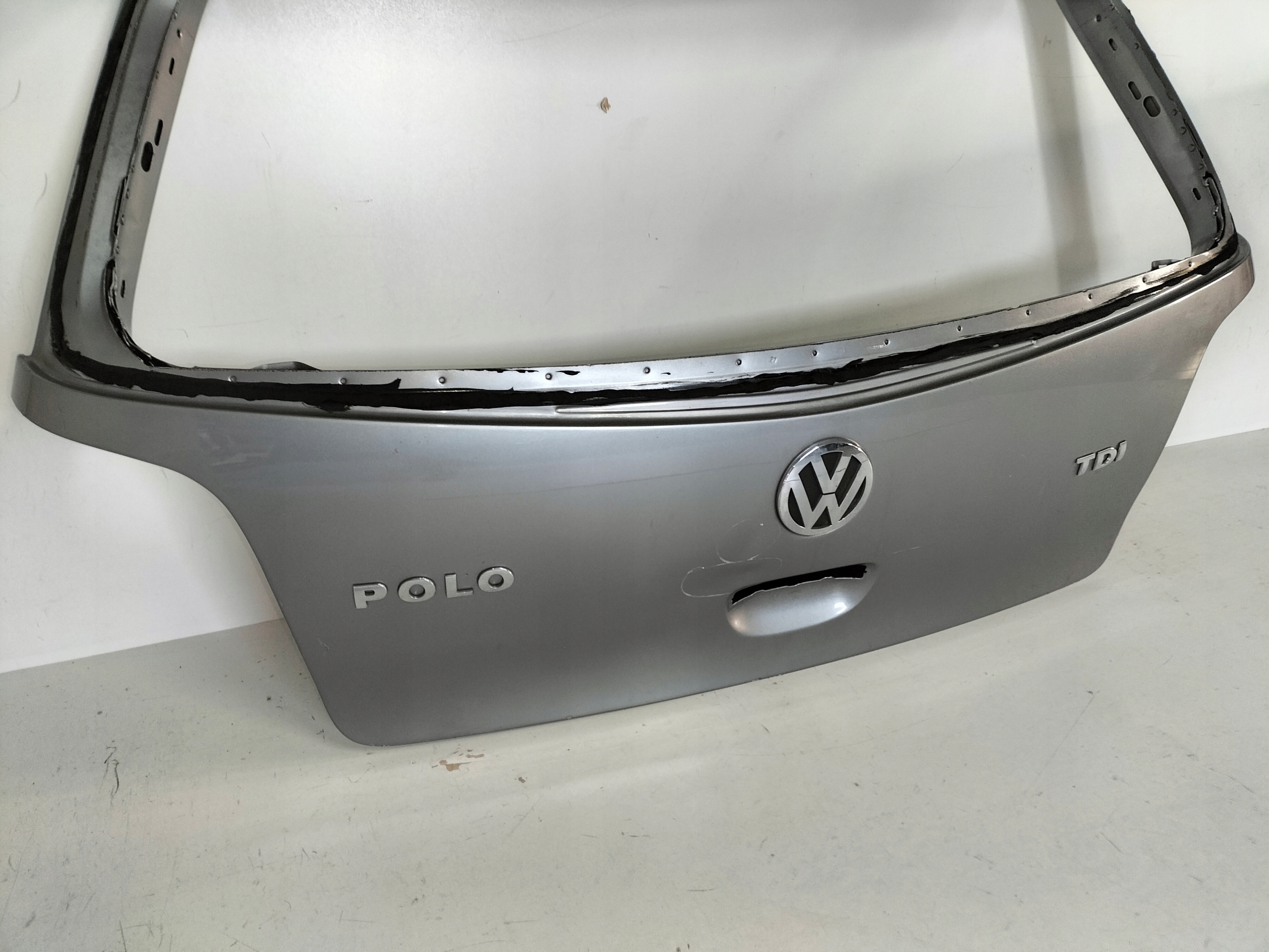 ZADNÁ KAPOTA VW POLO 4 IV 02-09