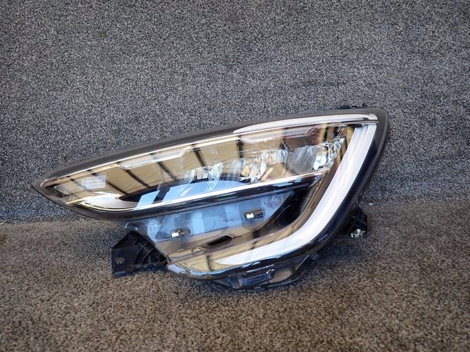 RENAULT ARKANA FULL LED LAVE PREDNE SVETLO 260602566R