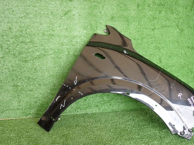 DACIA LOGAN SANDERO III STEPWAY 20- PRAVY PREDNY BLATNIK