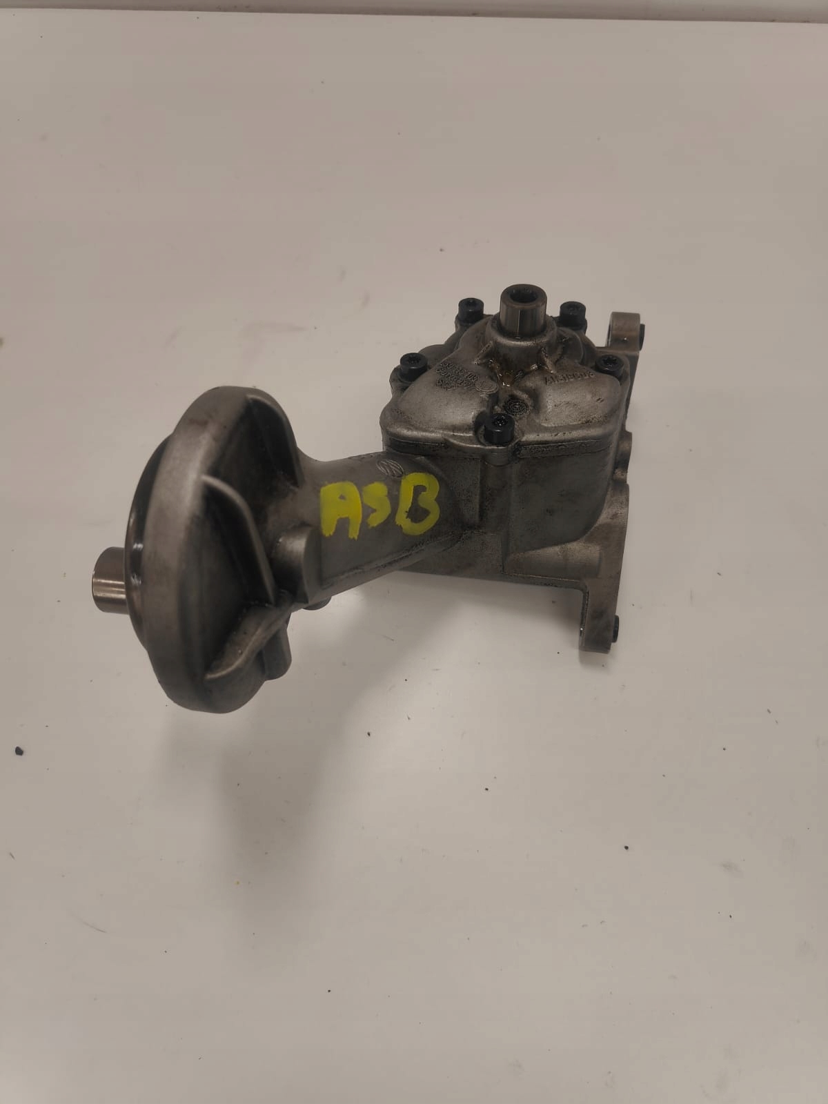 Audi 3.0 tdi asb 059115105AD ČERPADLO OLEJA OLEJA