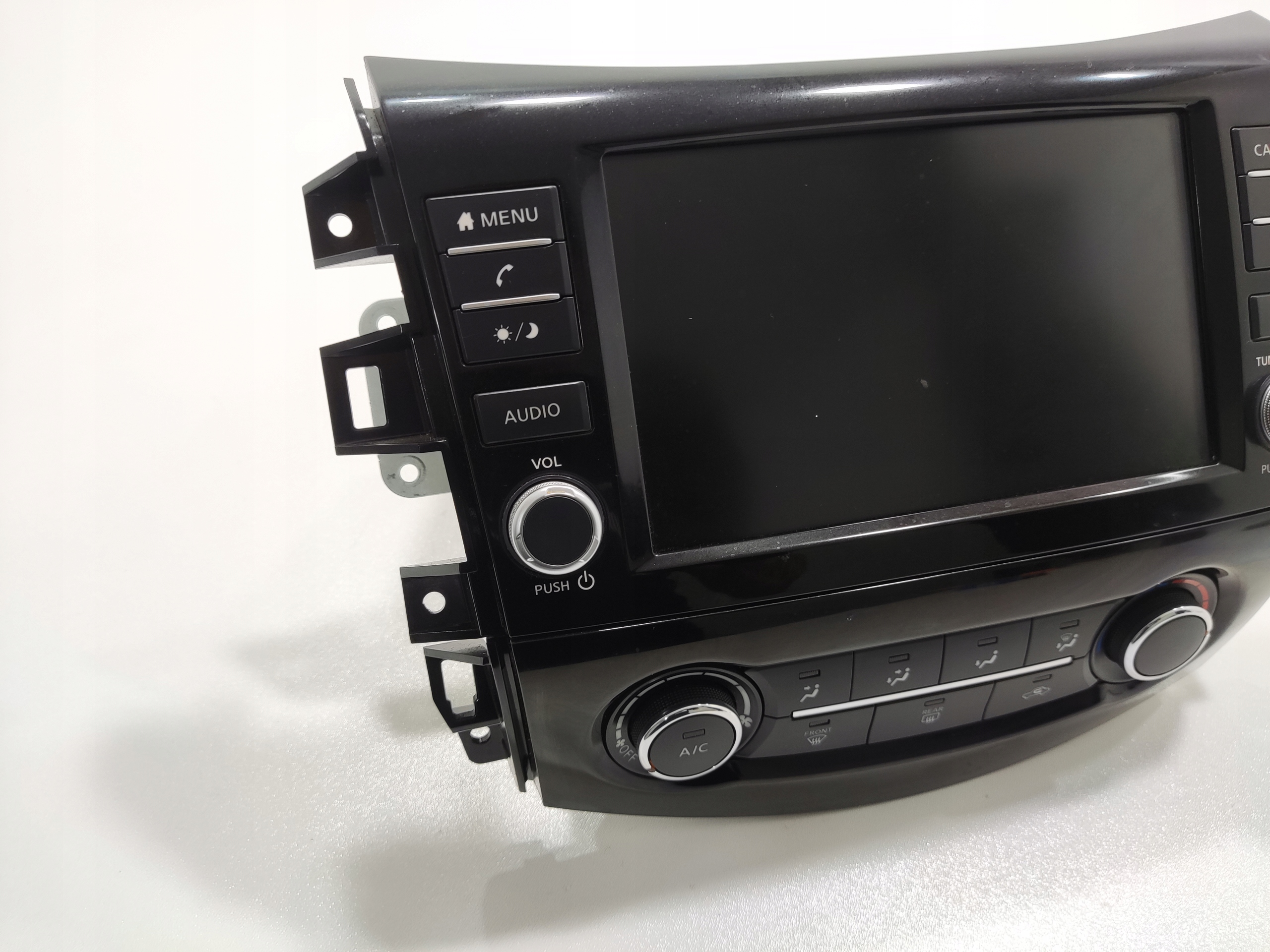 RADIO NAVIGACIA NISSAN NAVARA IV D23 NP300 2591A5JU0A 2015-2022