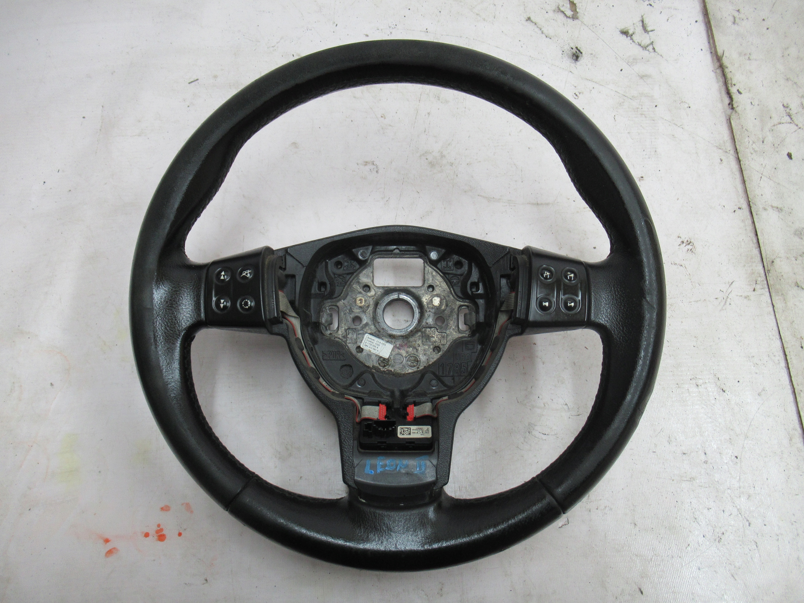 VOLANT KOŽA SEAT LEON II 2