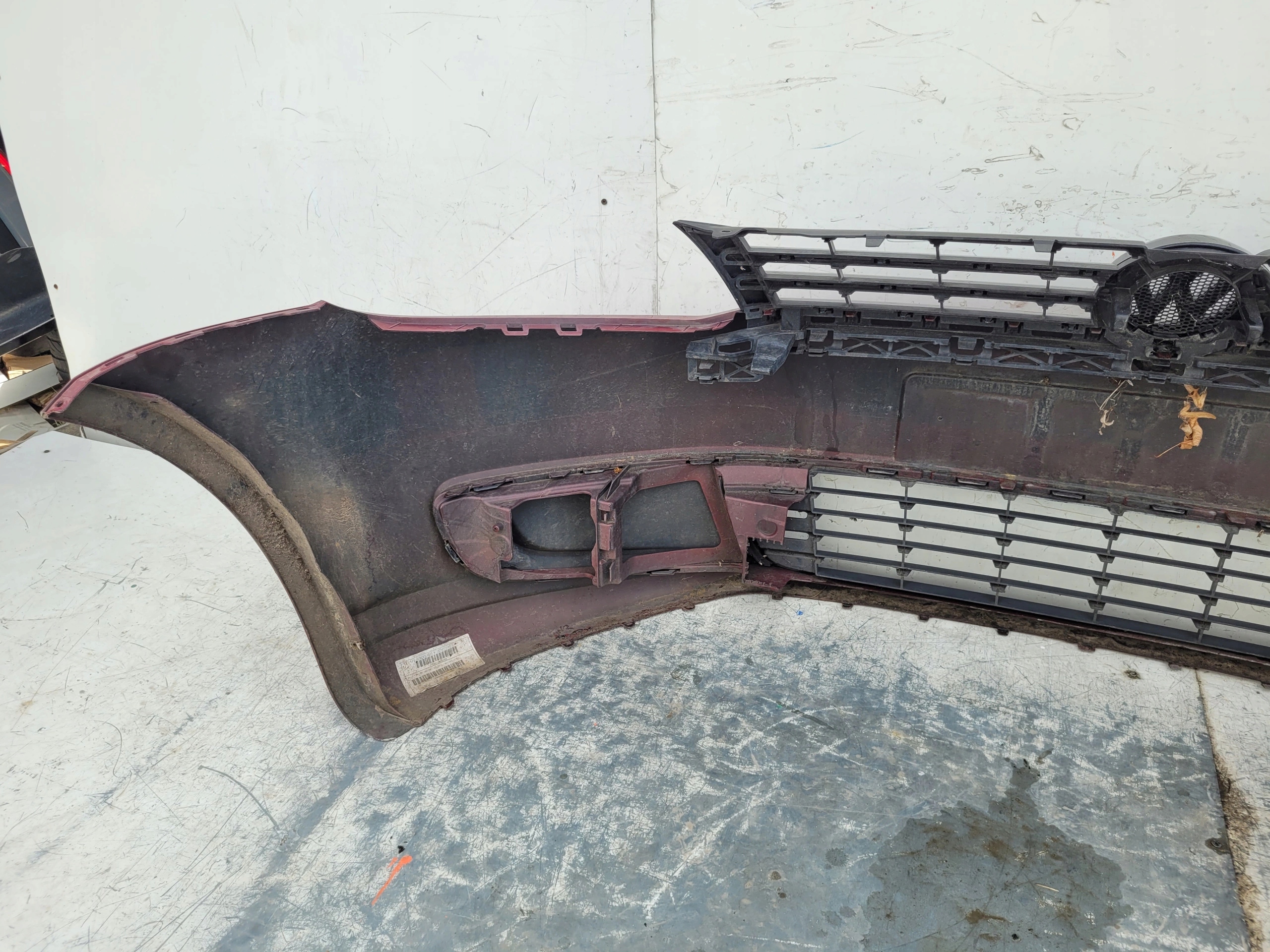 VW TOURAN LIFT 010-015 PREDNÝ NÁRAZNÍK