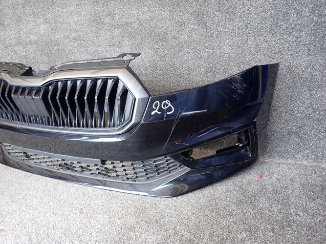 SKODA FABIA IV PREDNÝ NÁRAZNÍK NASÁVANIA VZDUCHU