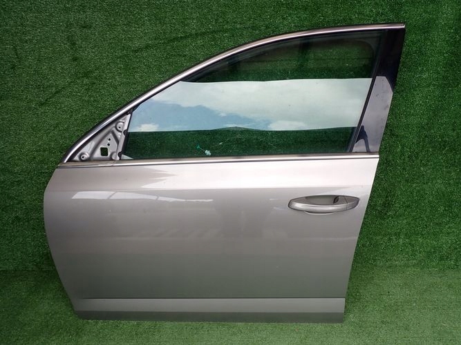 SKODA OCTAVAI III LAVE PREDNE DVERE