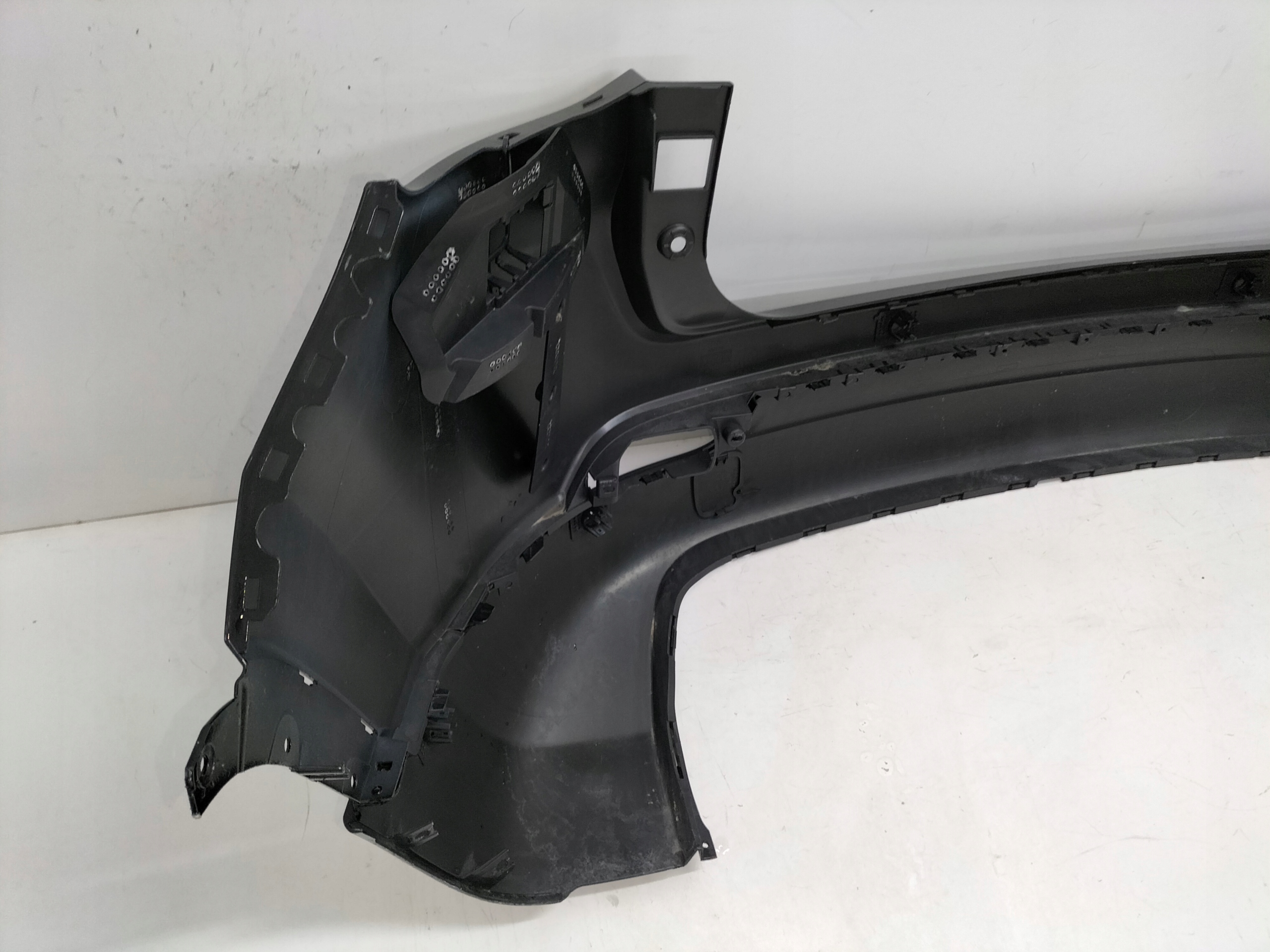 ZADNÝ NÁRAZNÍK JEEP COMPÁS S    II LIFT 20-