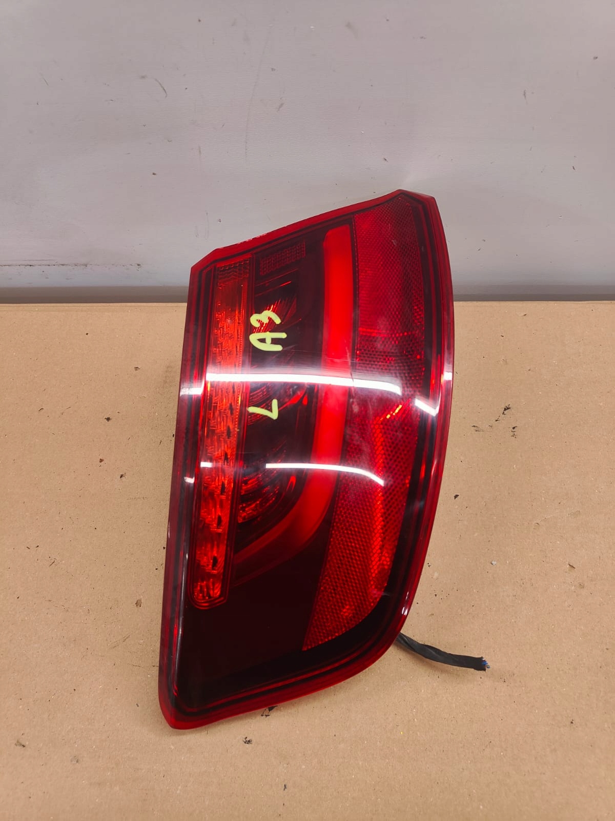 Audi a3 8v 13- 8V4945095D LAVE ZADNE SVETLO