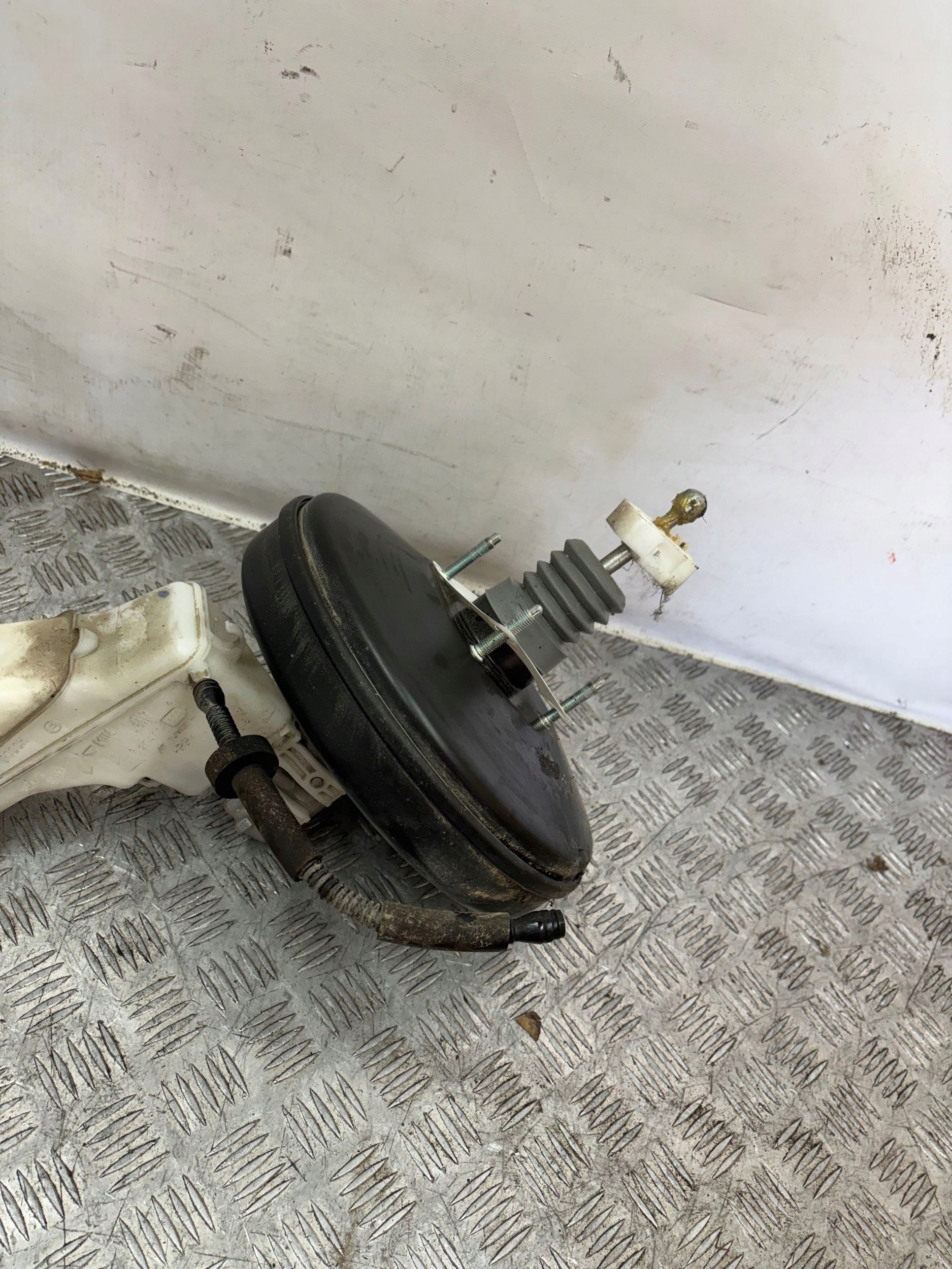 BRZDOVY POSILOVAC FIAT TIPO II 52036071