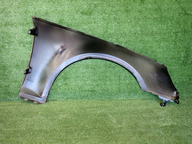 AUDI A4 B9 LIFT 19- ĽAVÝ PREDNÝ BLATNÍK
