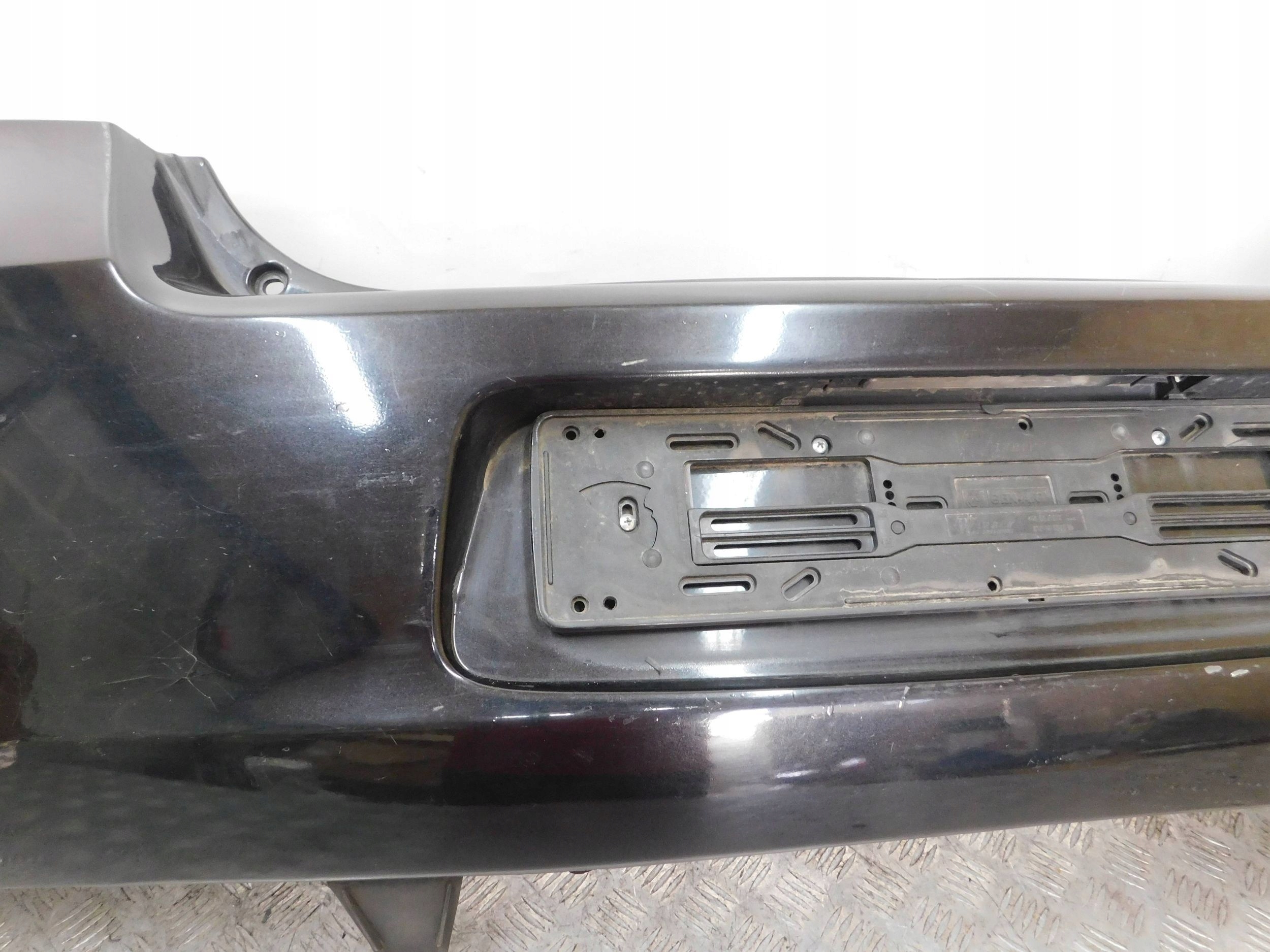 ZADNÝ NÁRAZNÍK TOYOTA YARIS II 2 06-09