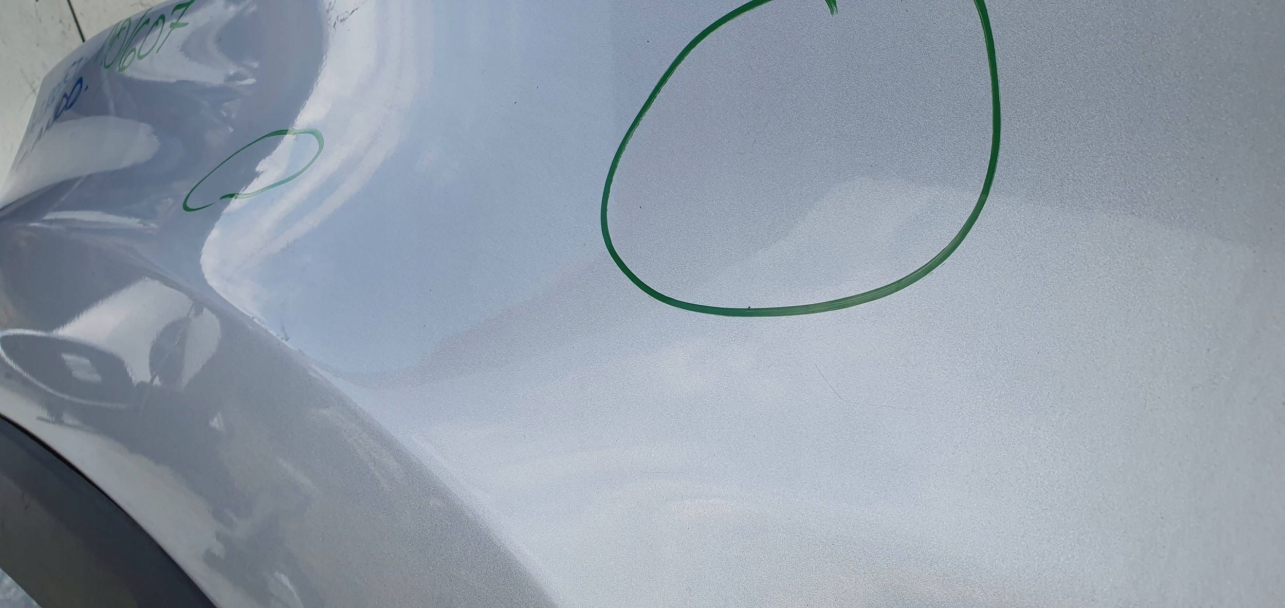 Chevrolet Orlando ĽAVÝ PREDNÝ BLATNÍK