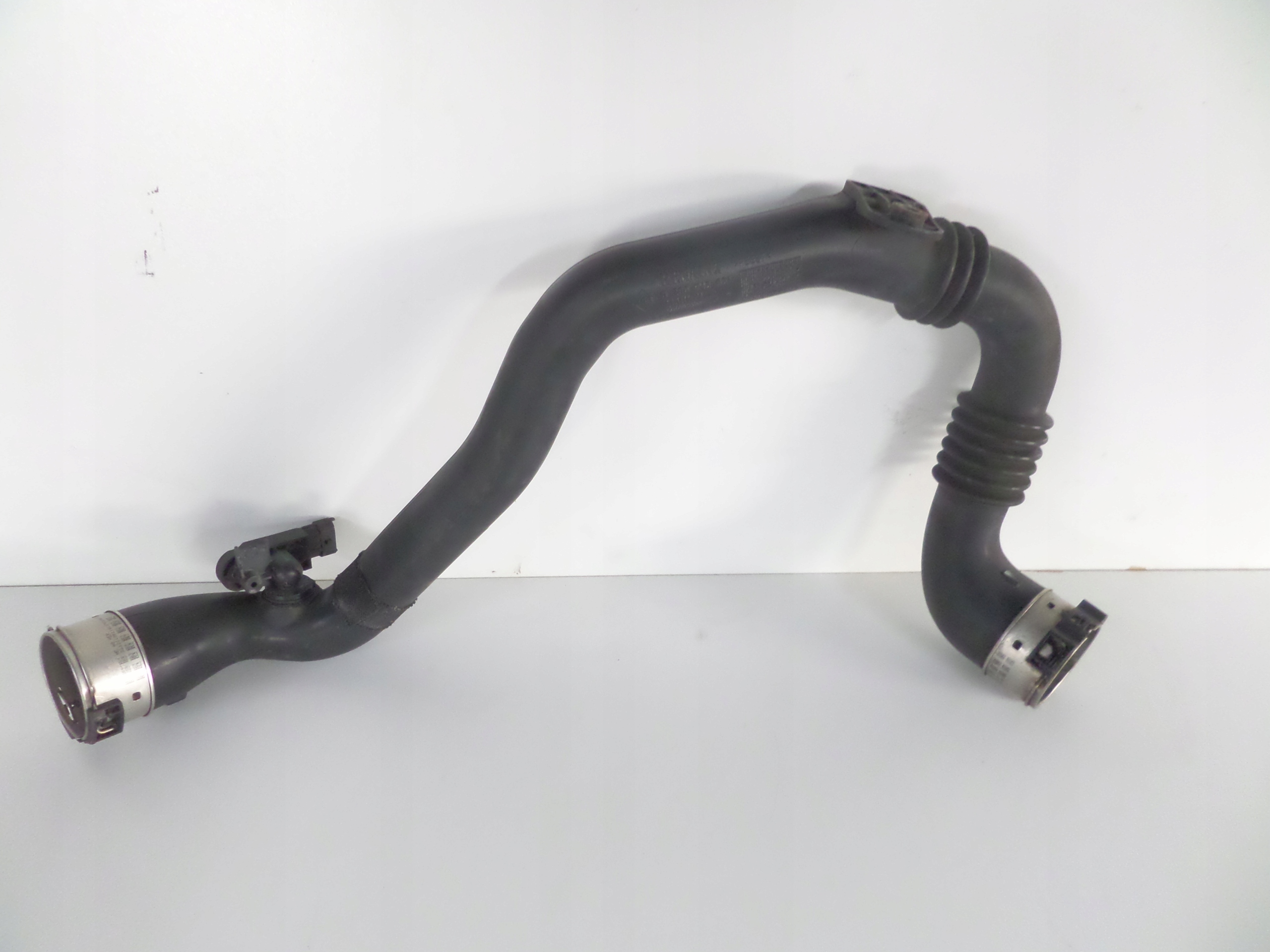 HADICA INTERCOOLERA RENAULT CLIO III 05- 1.5DCI