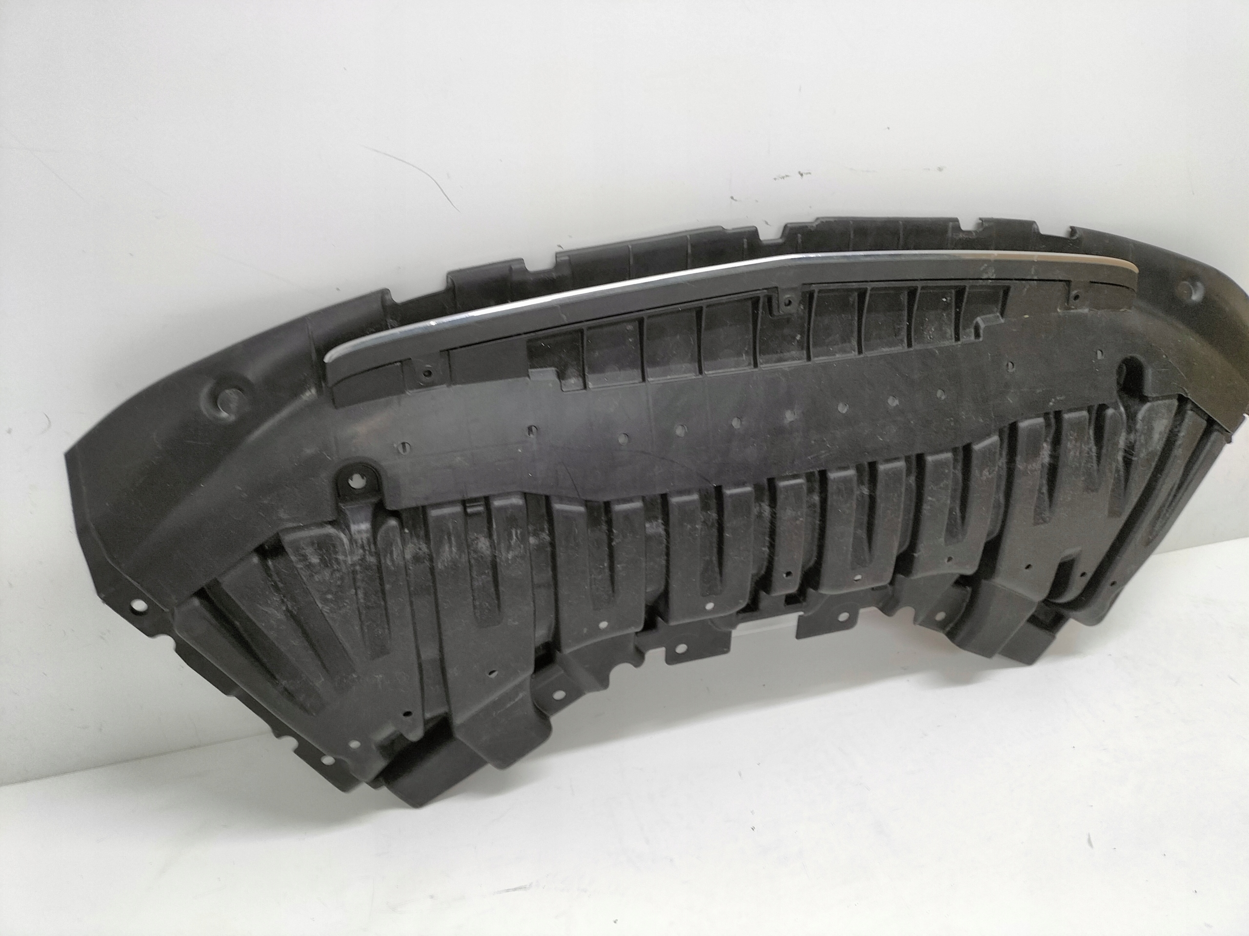 KRYT PREDNEHO NARAZNIKA MERCEDES S-KLASA W222 13-
