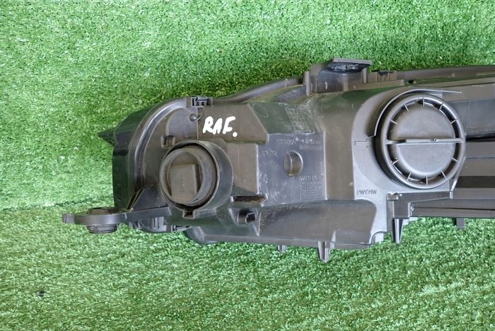 AUDI A5 LIFT 19- PRAVE PREDNE SVETLO 8W6941012