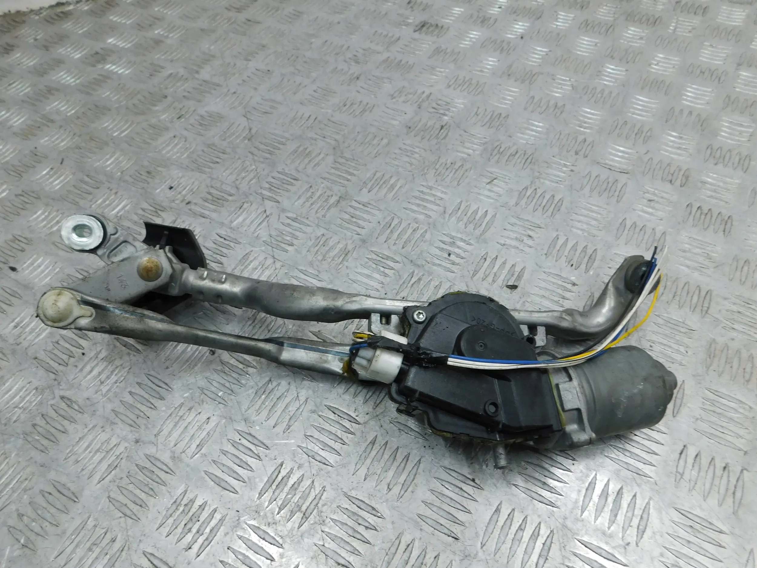 MECHANIZMUS STIERACOV SUBARU TREZIA