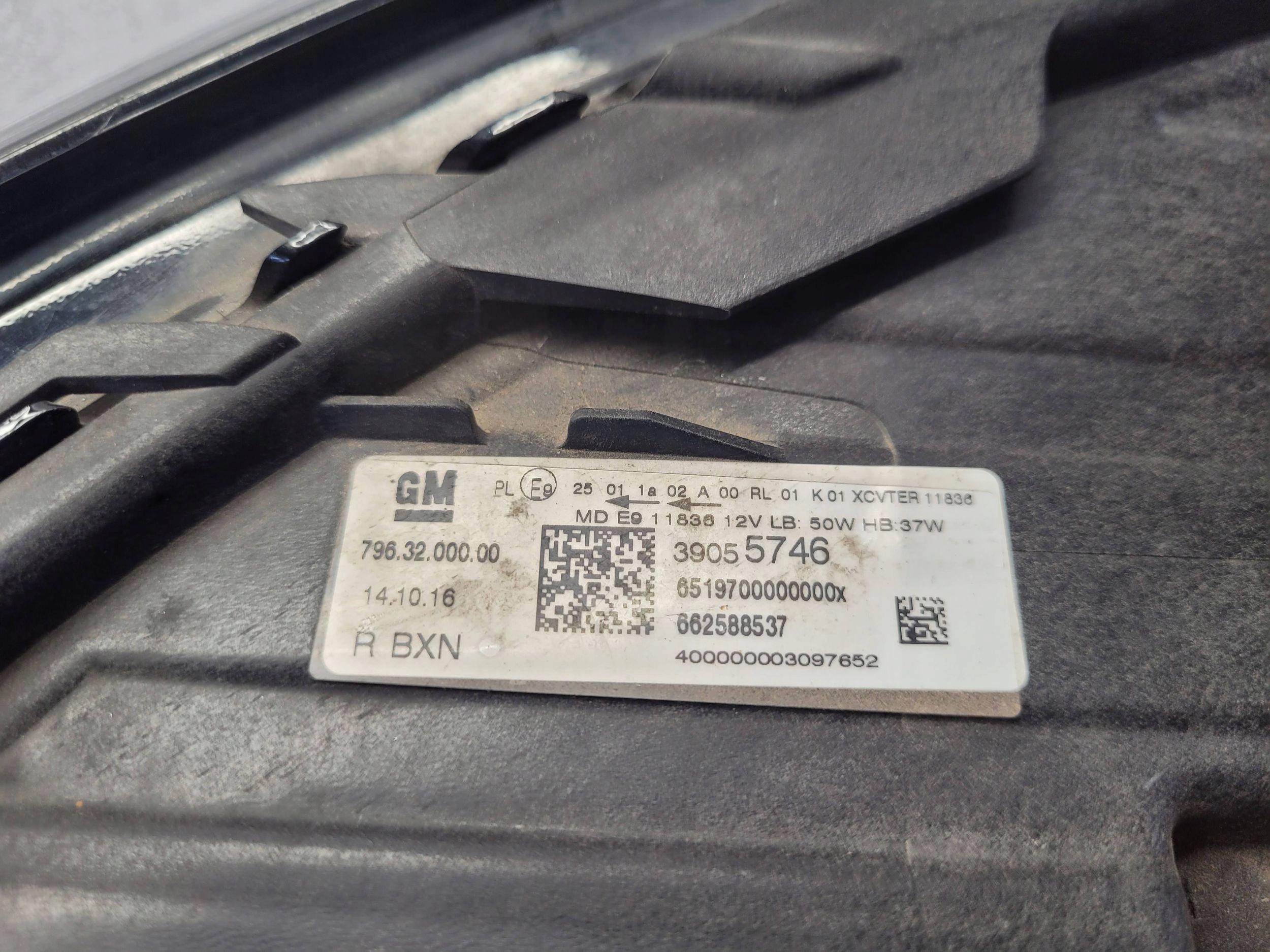 Opel Astra K 39055746 PRAVÉ PREDNÉ SVETLO FULLED