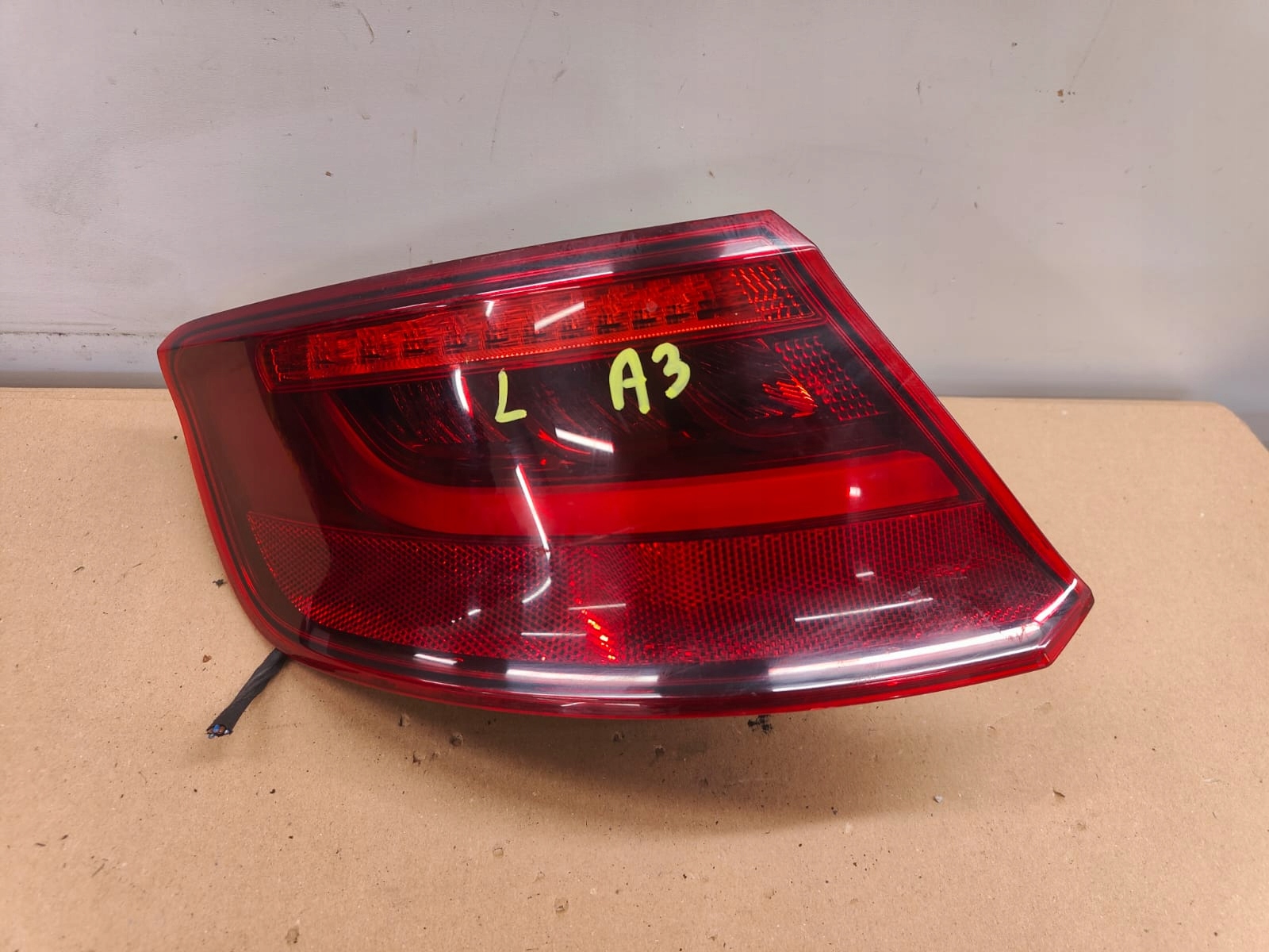 Audi a3 8v 13- 8V4945095D LAVE ZADNE SVETLO