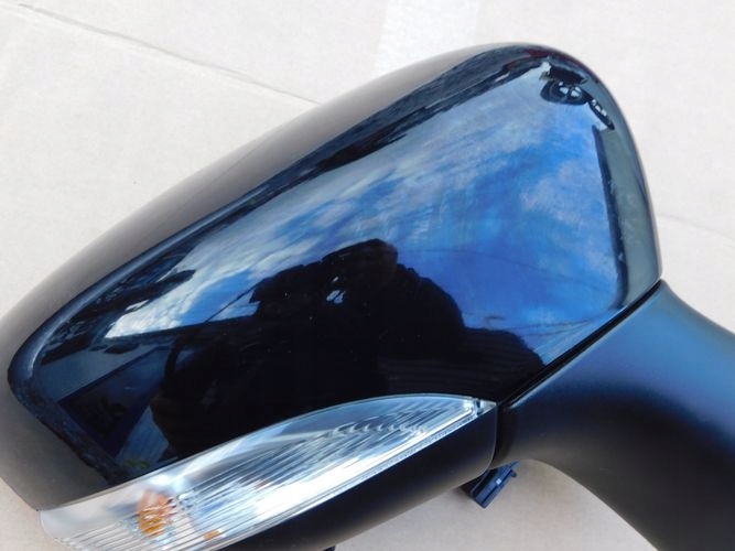 RENAULT CAPTUR 13- PRAVE ZRKADLO 9 PIN
