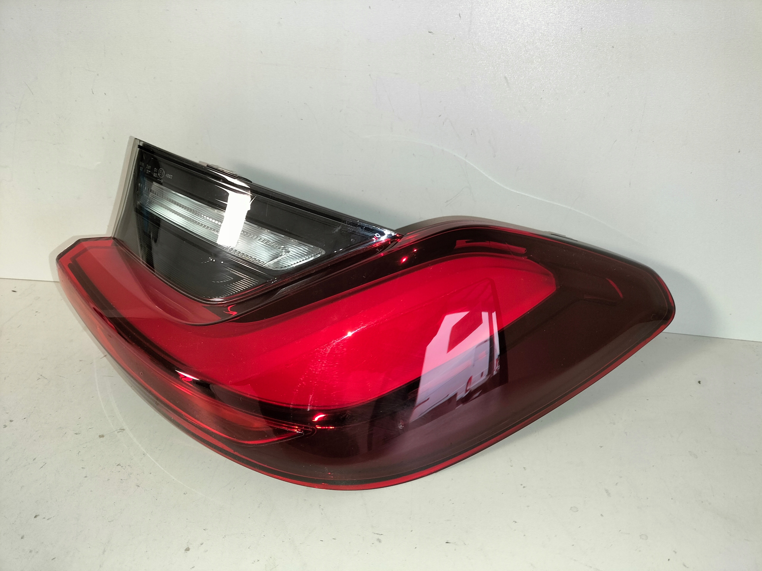PRAVE ZADNE SVETLO BMW 3 G21 19- KOMBI TOURING LED