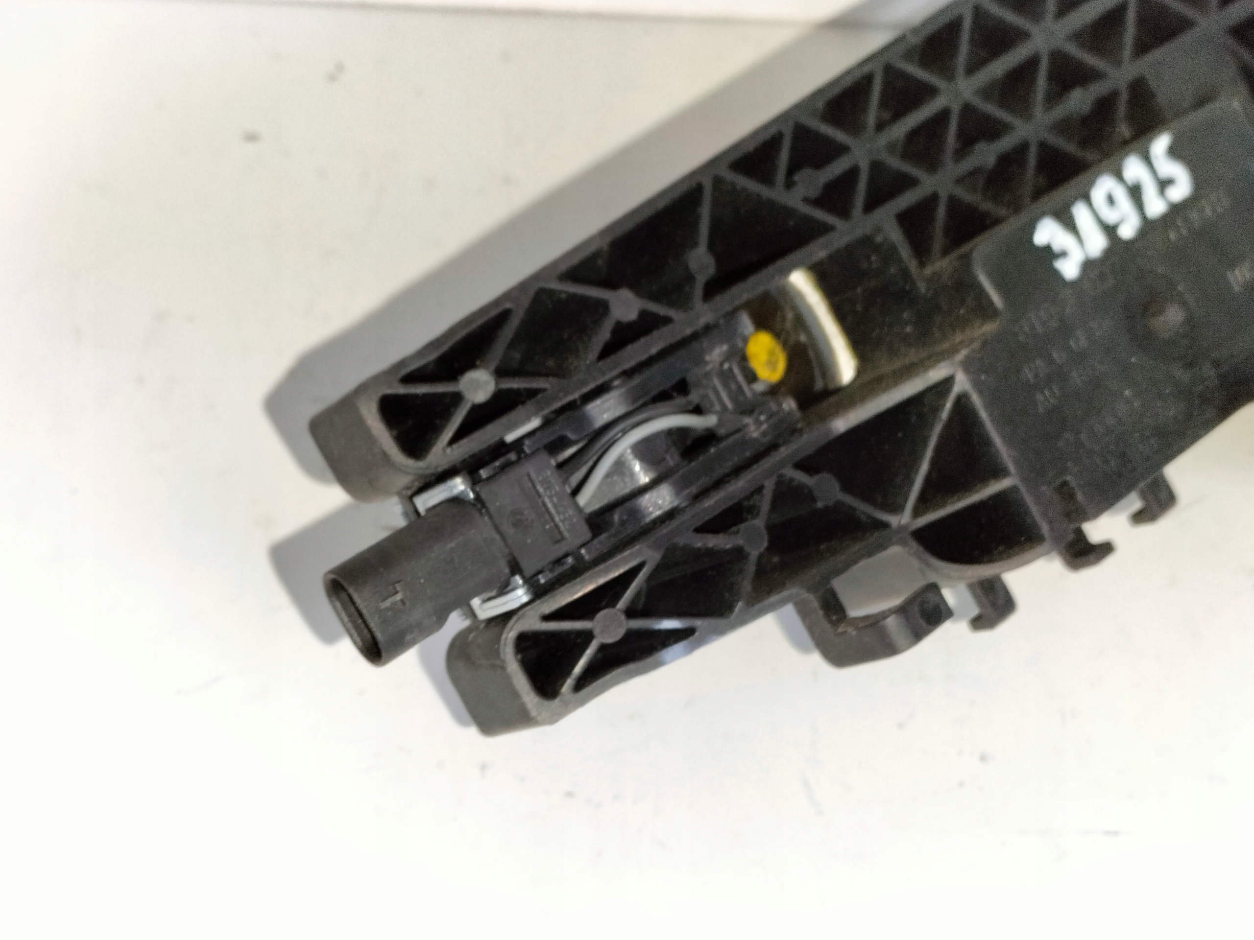 KĽUČKA PRAVÝCH PREDNÝCH DVERÍ AUDI A4 A5 B8 07- S KÁBLOM SYSTEM KESSY