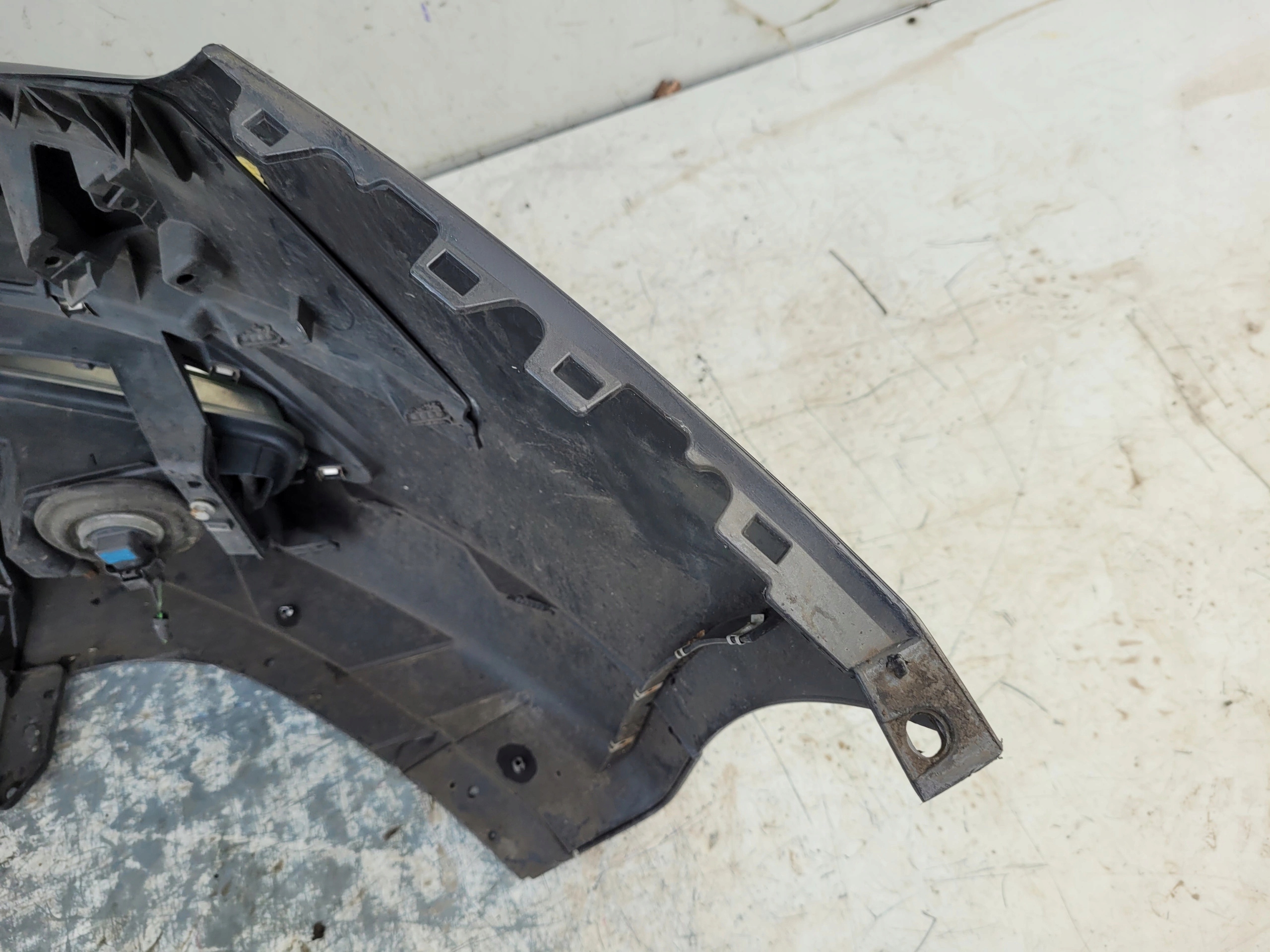 LANCIA CHRYSLER DELTA III 3 08-013 PREDNÝ NÁRAZNÍK