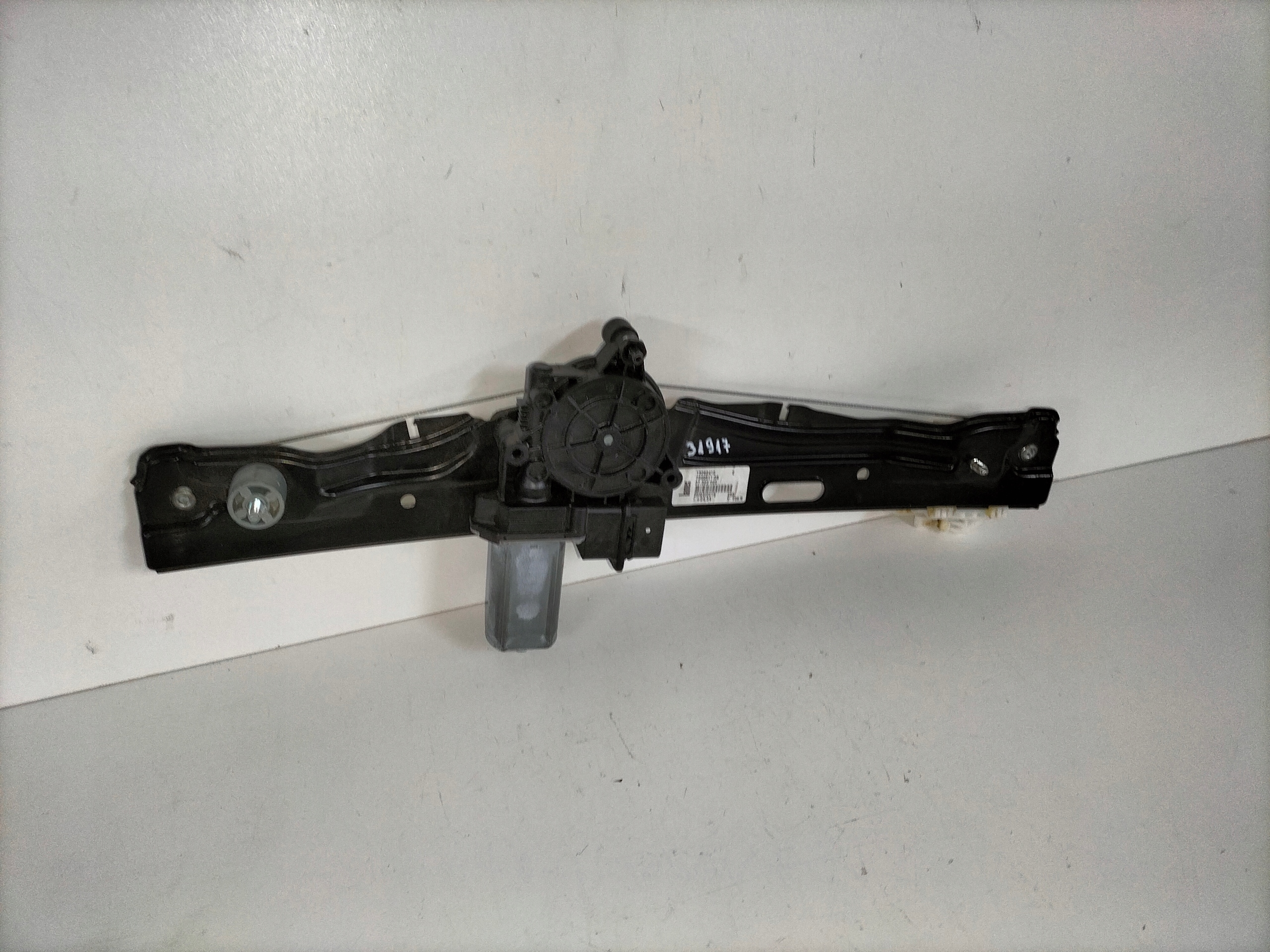 ĽAVE ZADNÉ SŤAHOVANIE OKNA BMW X1 F48 15-