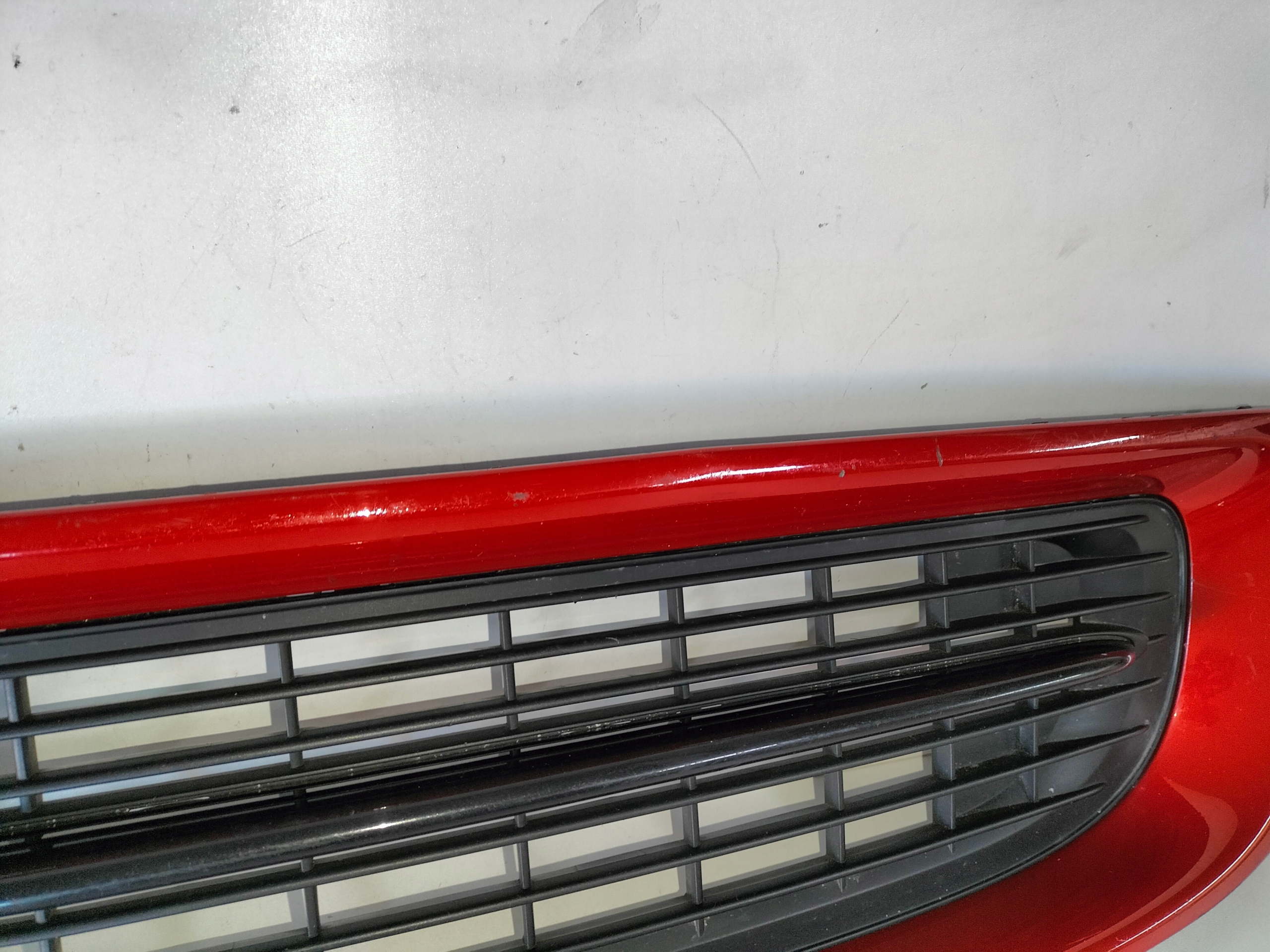 STREDOVÁ LIŠTA MRIEŽKA NÁRAZNÍKA MINI COOPER R56 LIFT 11-